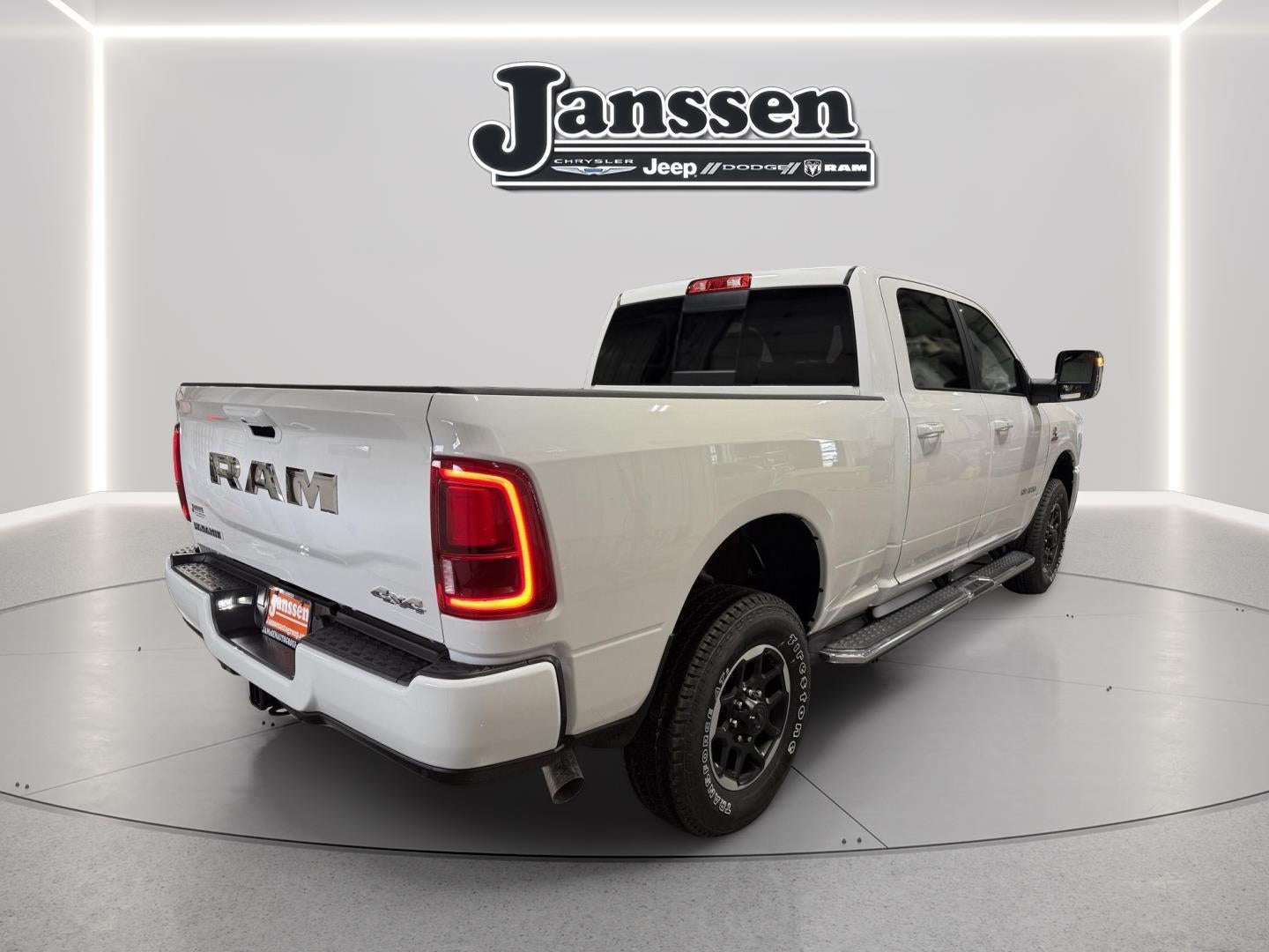 2025 RAM 2500 RAM 2500 LARAMIE CREW CAB 4X4 6'4' BOX