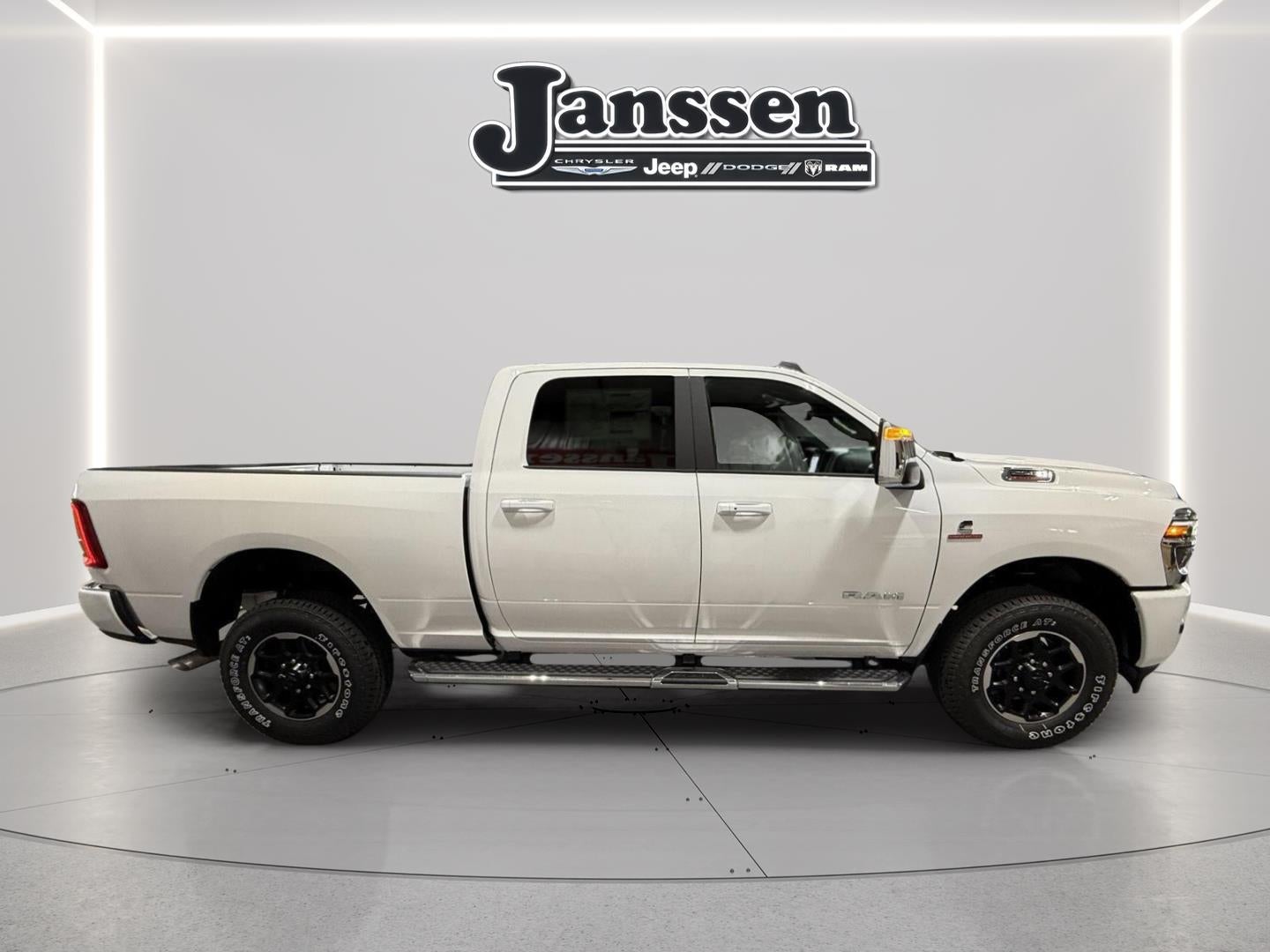 2025 RAM 2500 RAM 2500 LARAMIE CREW CAB 4X4 6'4' BOX