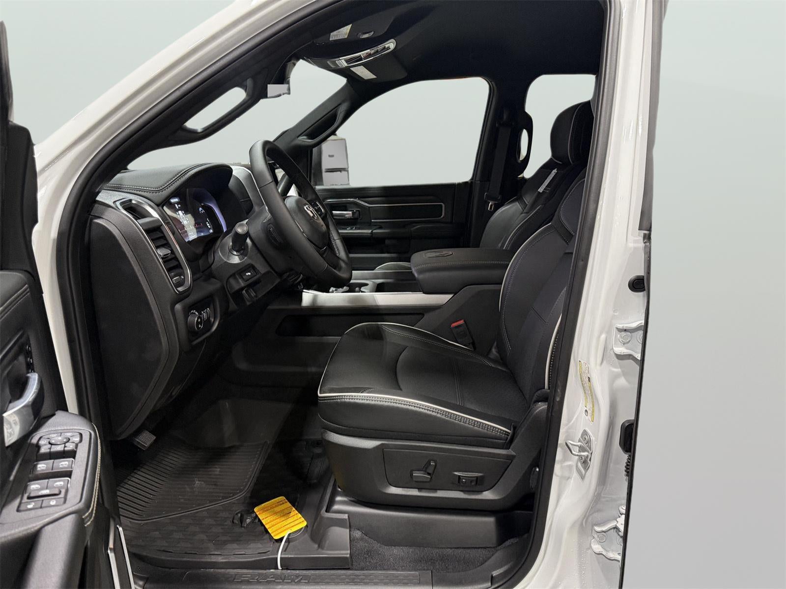 2025 RAM 2500 RAM 2500 LARAMIE CREW CAB 4X4 6'4' BOX