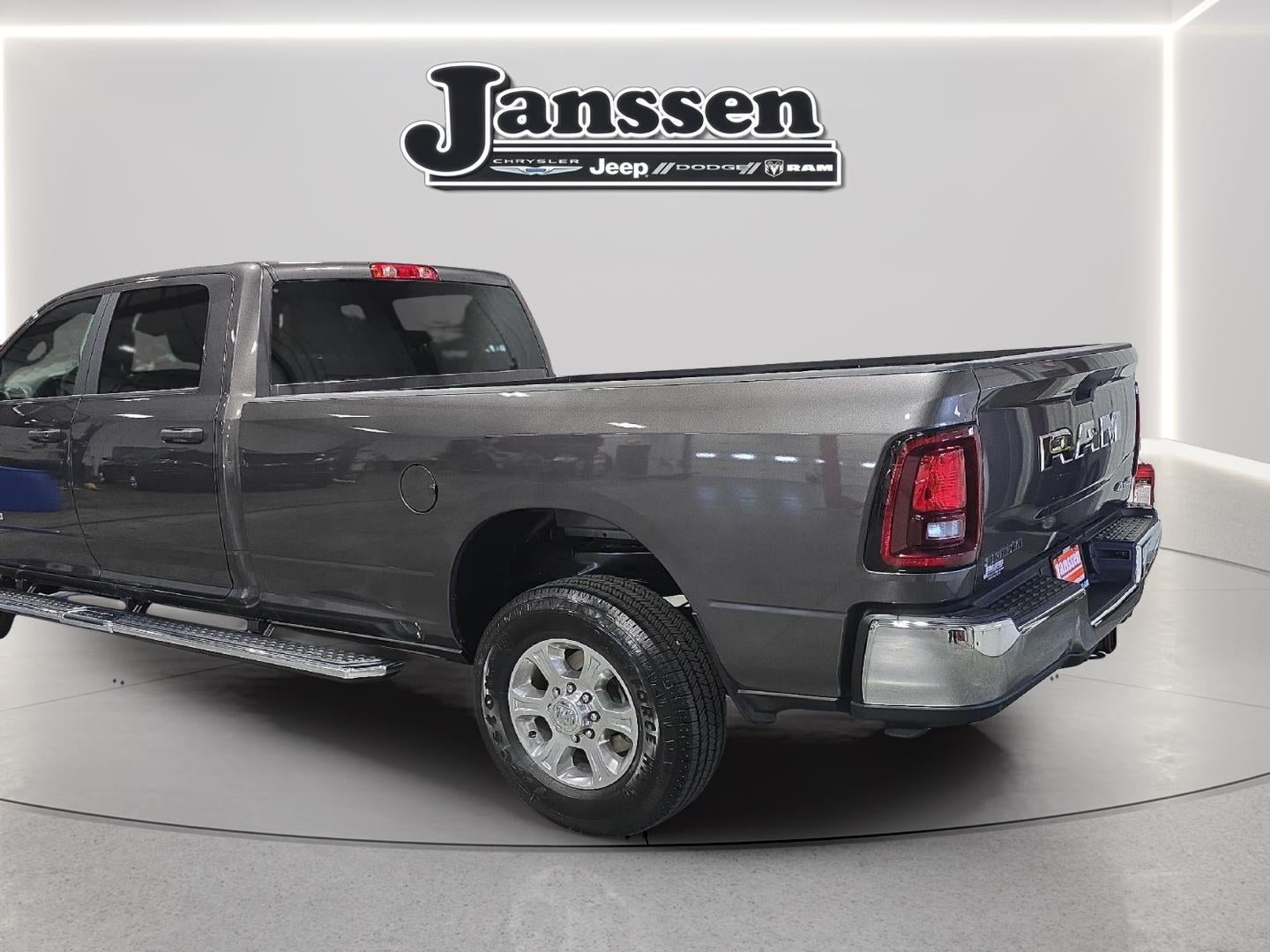 2026 RAM 2500 RAM 2500 BIG HORN CREW CAB 4X4 8' BOX