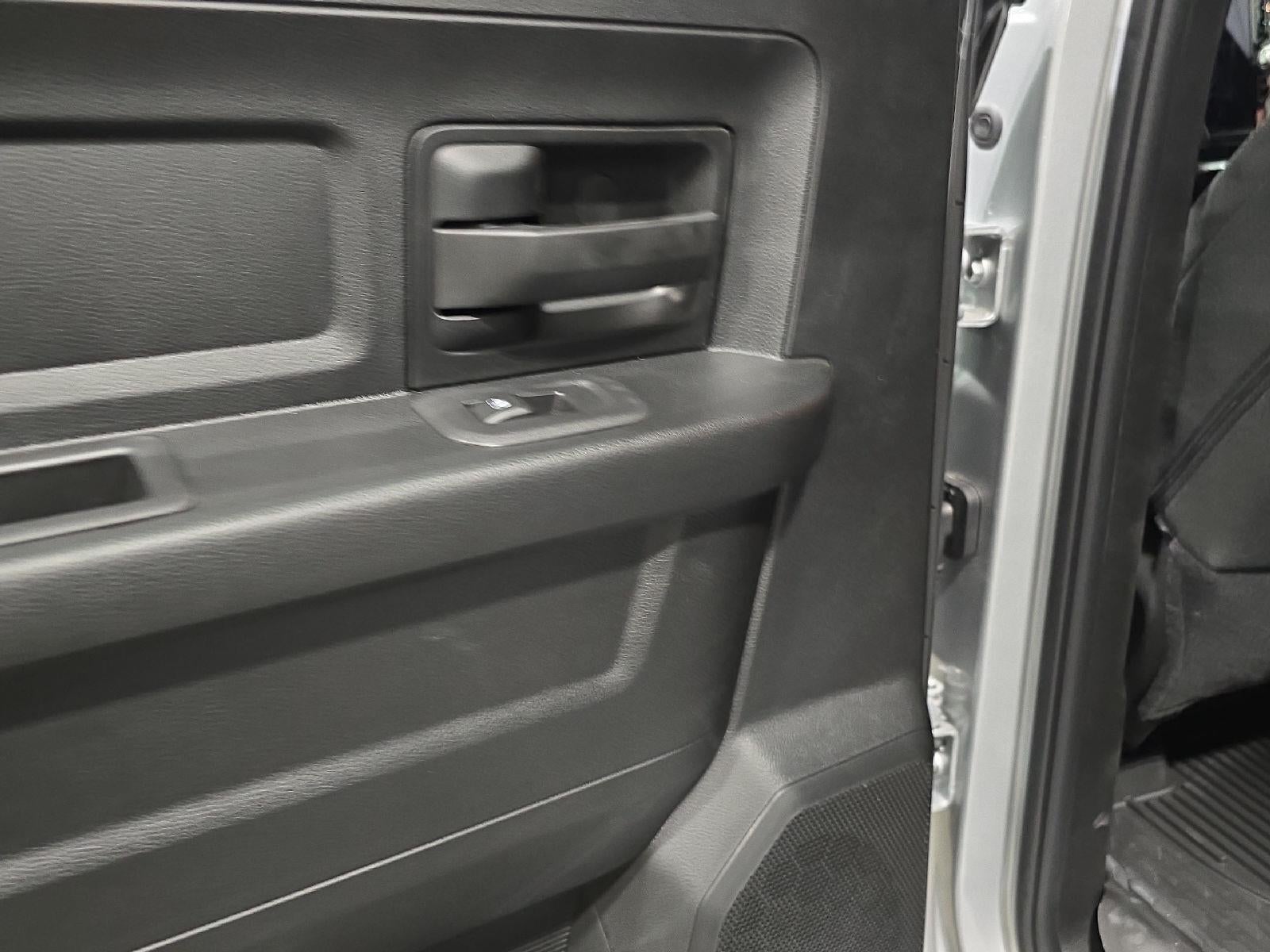 2026 RAM 3500 RAM 3500 TRADESMAN CREW CAB 4X4 8' BOX