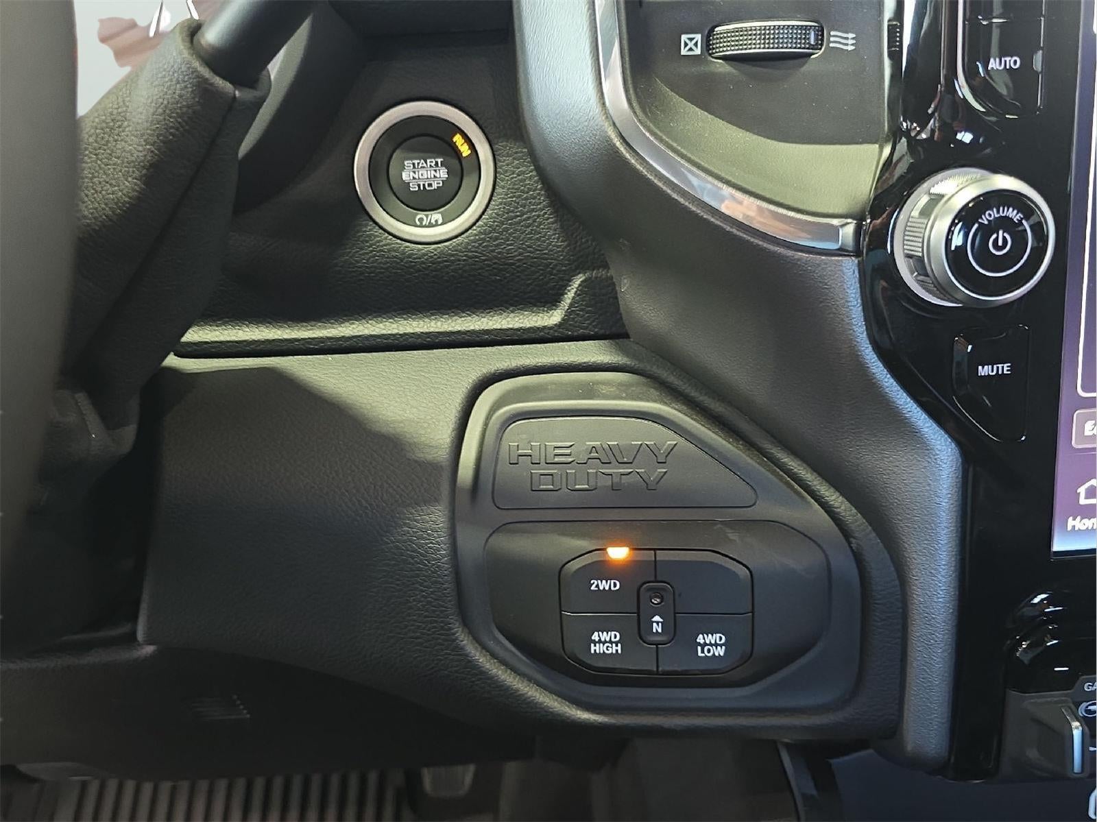 2026 RAM 3500 RAM 3500 LARAMIE CREW CAB 4X4 8' BOX