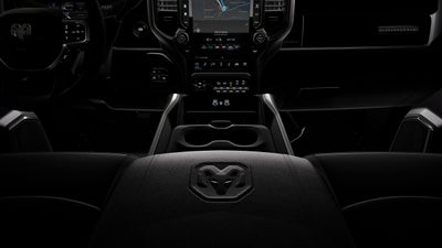 2026 RAM 3500 RAM 3500 LARAMIE CREW CAB 4X4 8' BOX