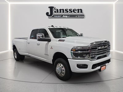 2026 RAM 3500 RAM 3500 LARAMIE CREW CAB 4X4 8' BOX