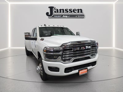 2026 RAM 3500 RAM 3500 LARAMIE CREW CAB 4X4 8' BOX