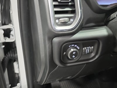 2026 RAM 3500 RAM 3500 LARAMIE CREW CAB 4X4 8' BOX