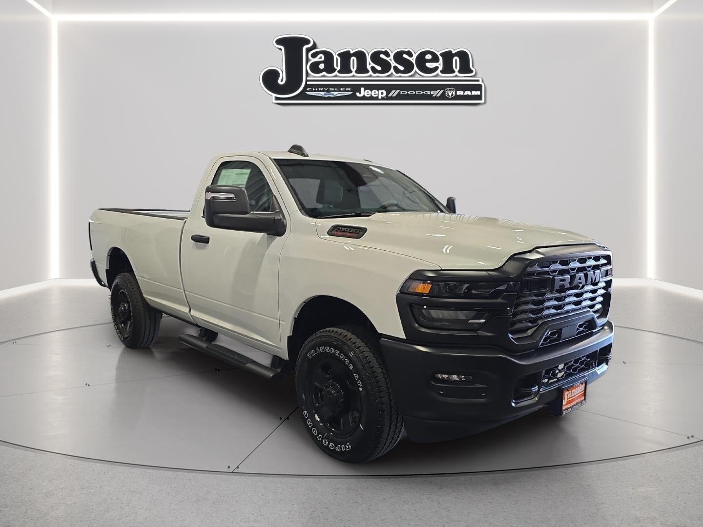 2026 RAM 2500 RAM 2500 TRADESMAN REGULAR CAB 4X4 8' BOX