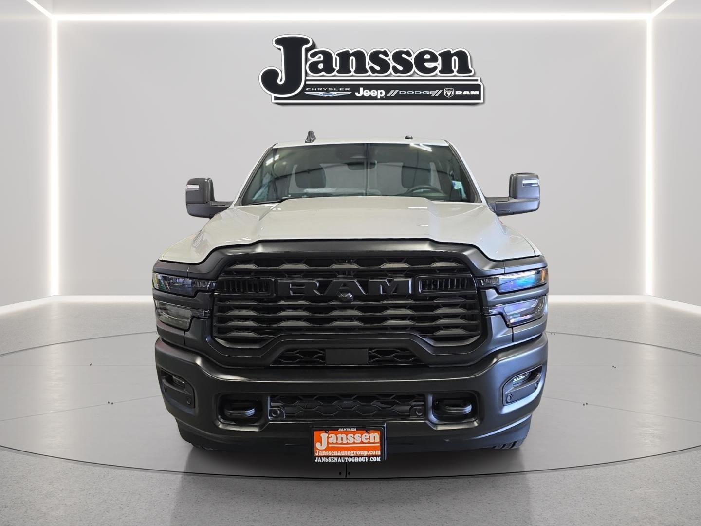 2026 RAM 2500 RAM 2500 TRADESMAN REGULAR CAB 4X4 8' BOX