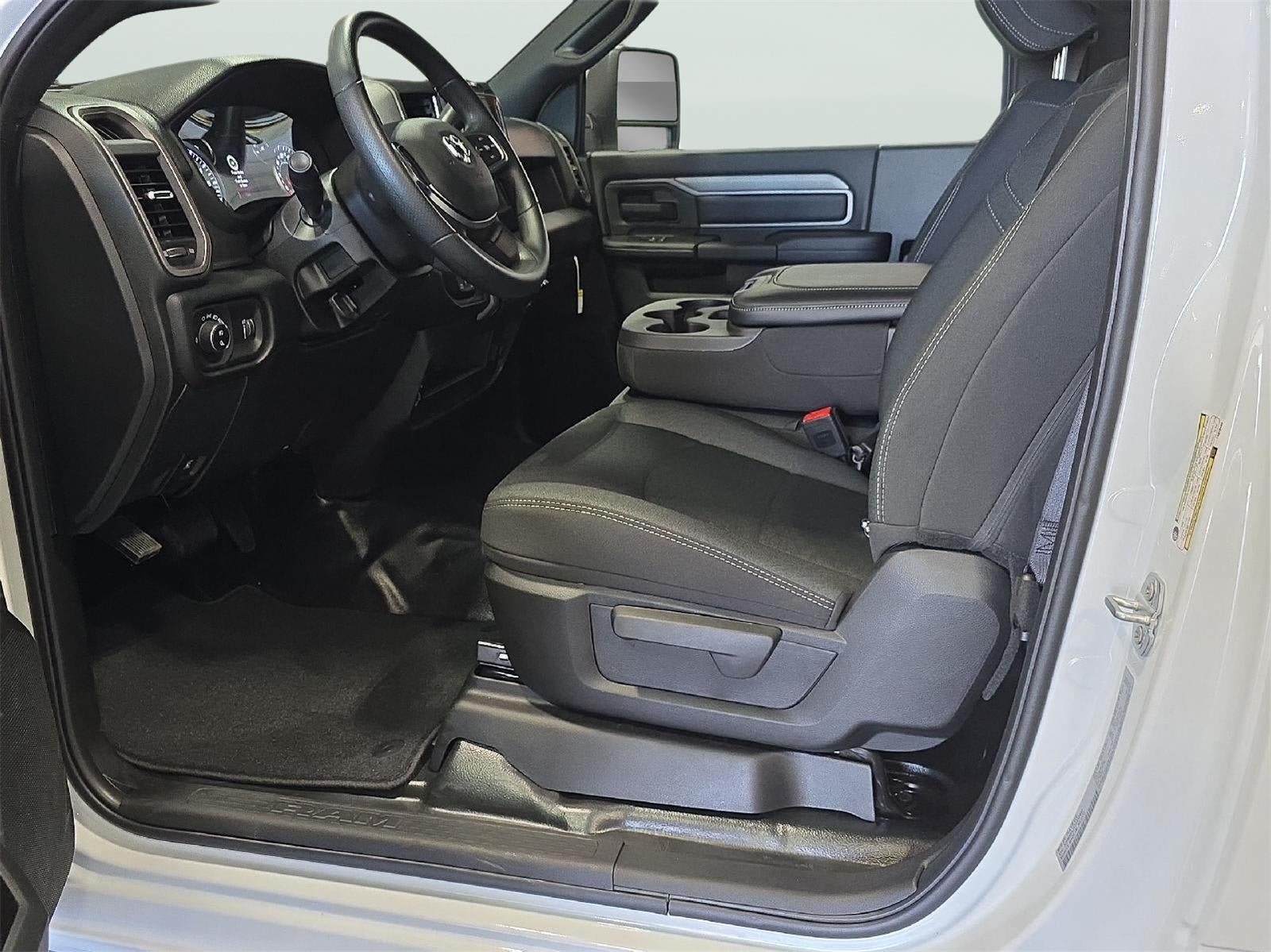 2026 RAM 2500 RAM 2500 TRADESMAN REGULAR CAB 4X4 8' BOX