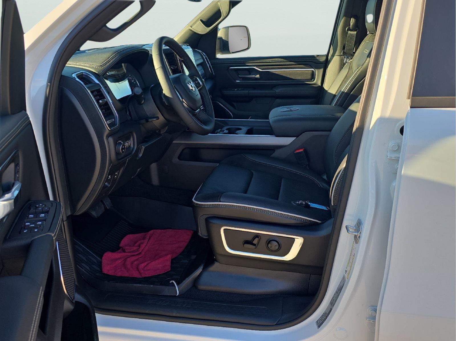 2026 RAM 1500 RAM 1500 LARAMIE CREW CAB 4X4 5'7' BOX