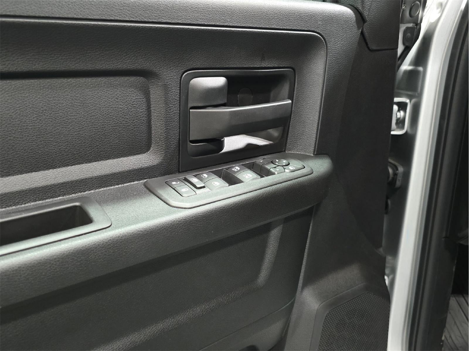 2026 RAM 2500 RAM 2500 TRADESMAN CREW CAB 4X4 6'4' BOX