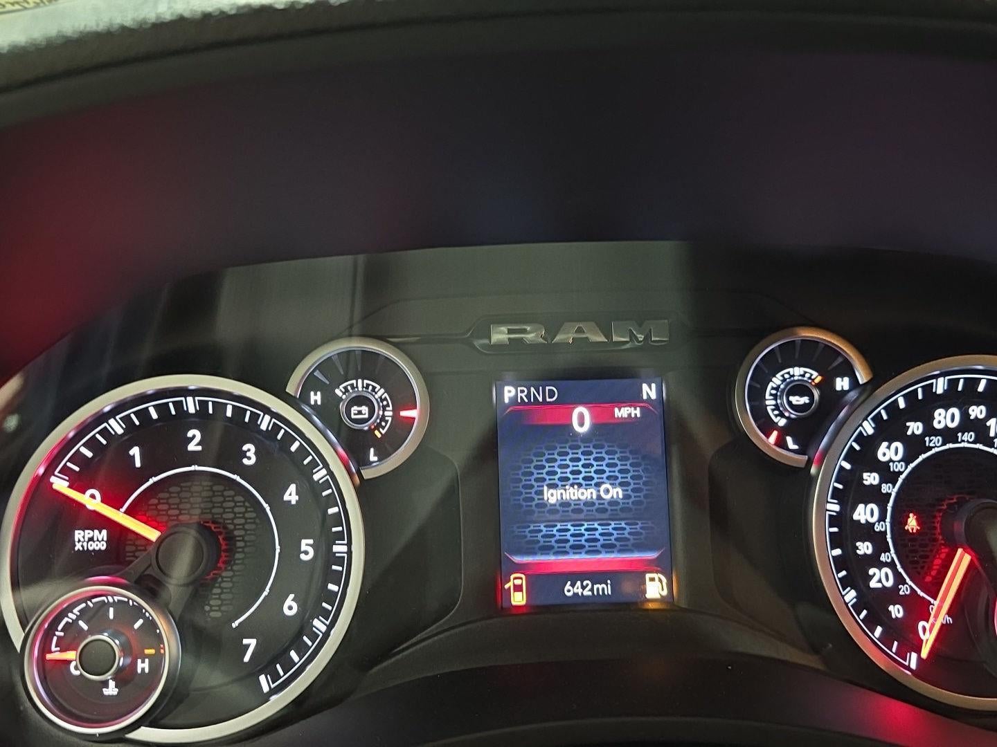 2026 RAM 2500 RAM 2500 TRADESMAN CREW CAB 4X4 6'4' BOX