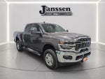 2026 RAM 2500 RAM 2500 TRADESMAN CREW CAB 4X4 6'4' BOX