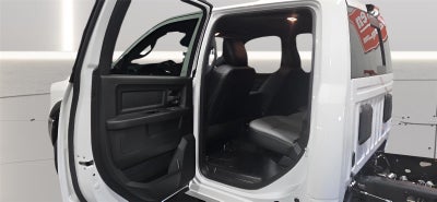 2026 RAM 3500 Chassis Cab RAM 3500 TRADESMAN CREW CAB CHASSIS 4X4 60' CA