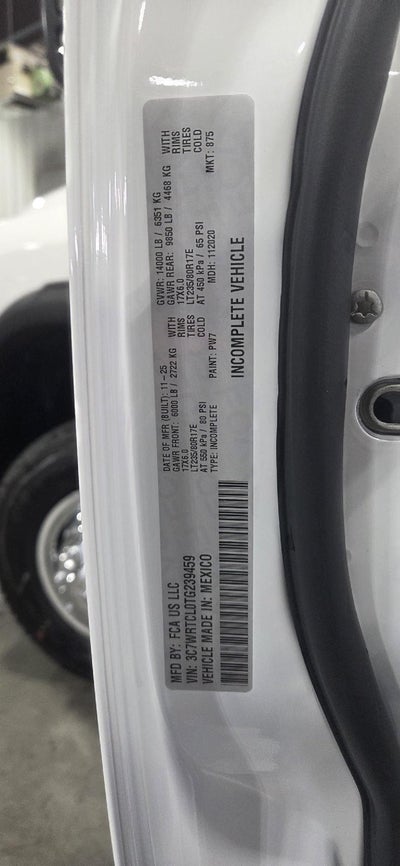 2026 RAM 3500 Chassis Cab RAM 3500 TRADESMAN CREW CAB CHASSIS 4X4 60' CA