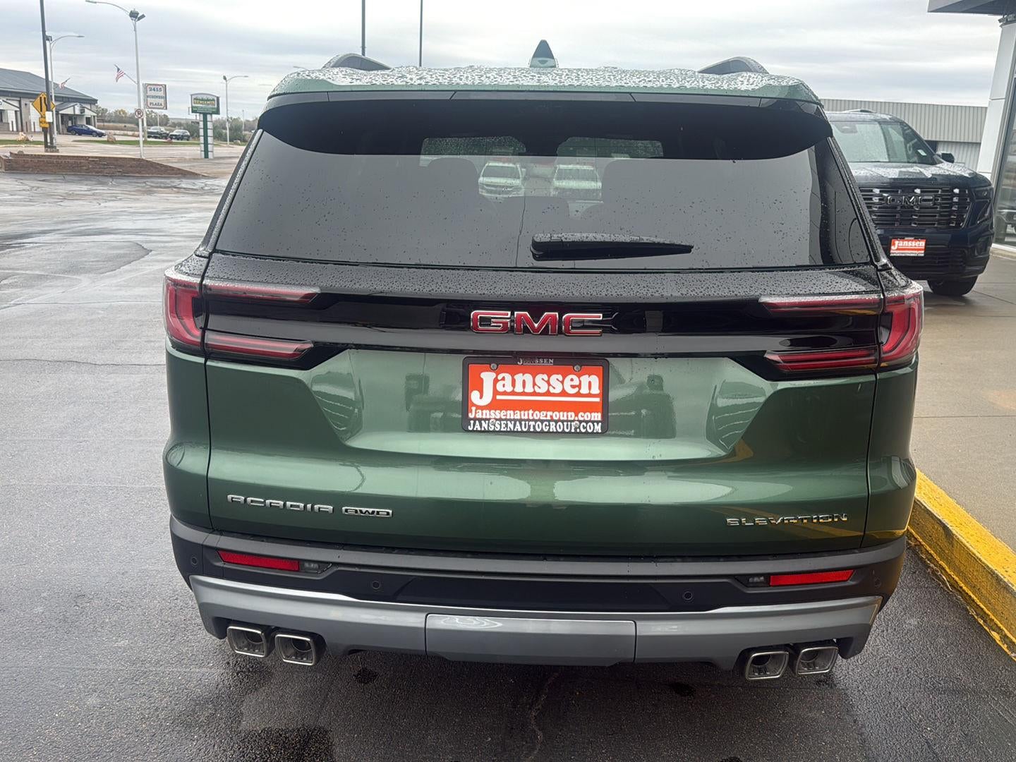 2027 GMC Acadia Elevation
