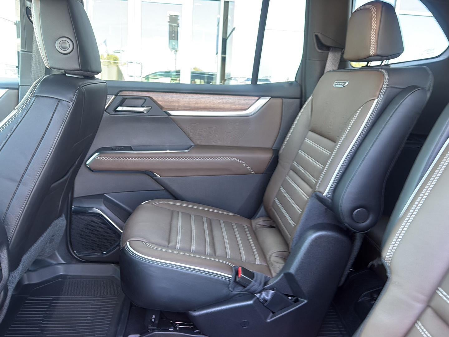 2027 GMC Acadia Denali Ultimate