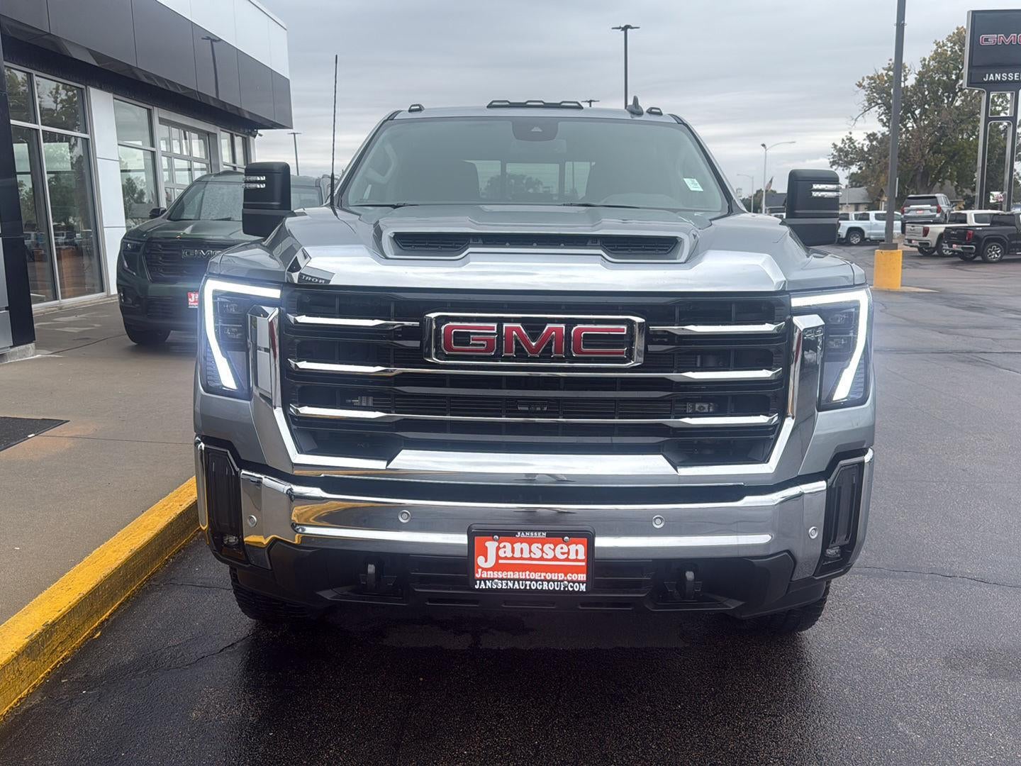 2026 GMC Sierra 2500 HD SLE