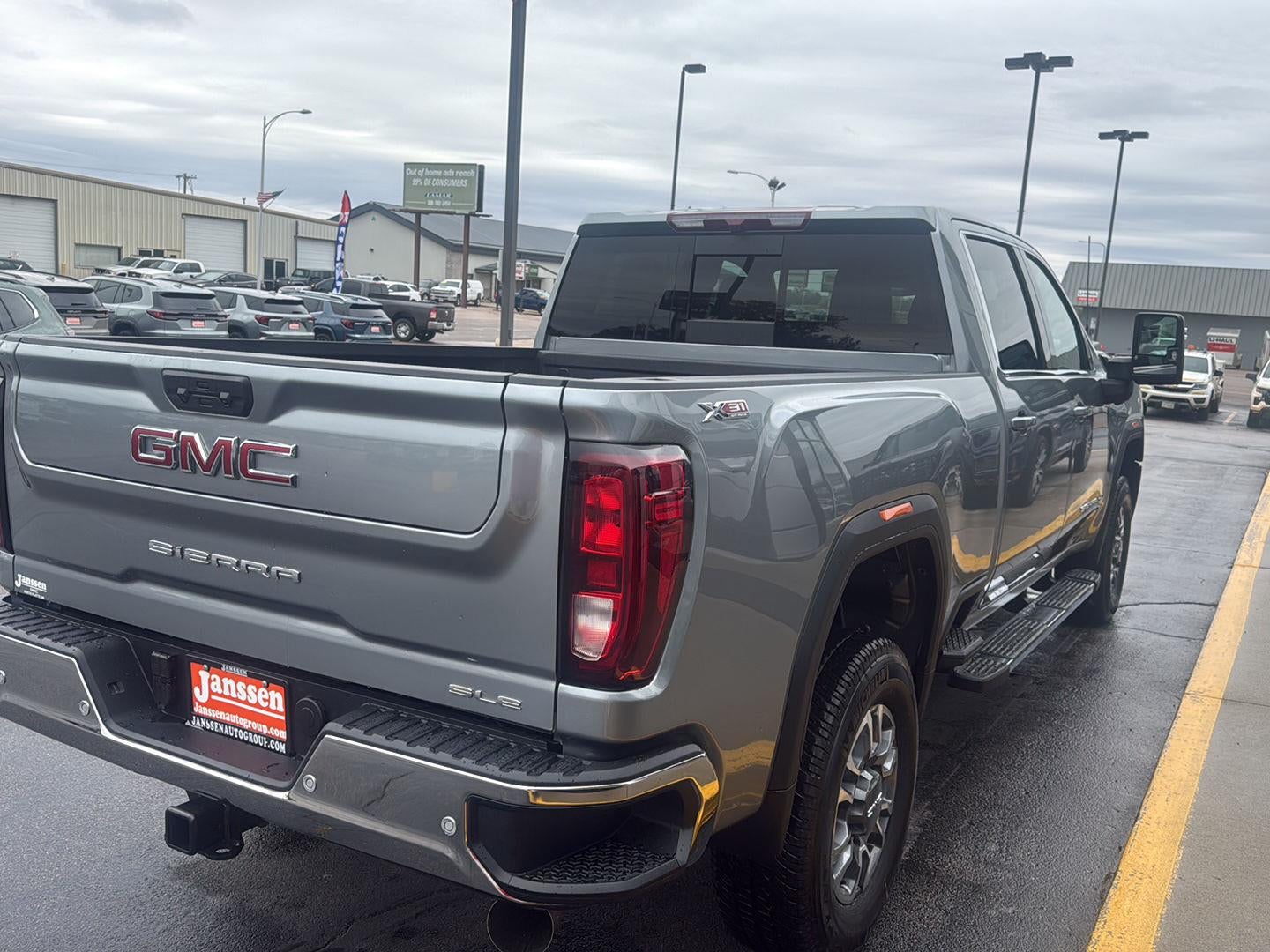 2026 GMC Sierra 2500 HD SLE