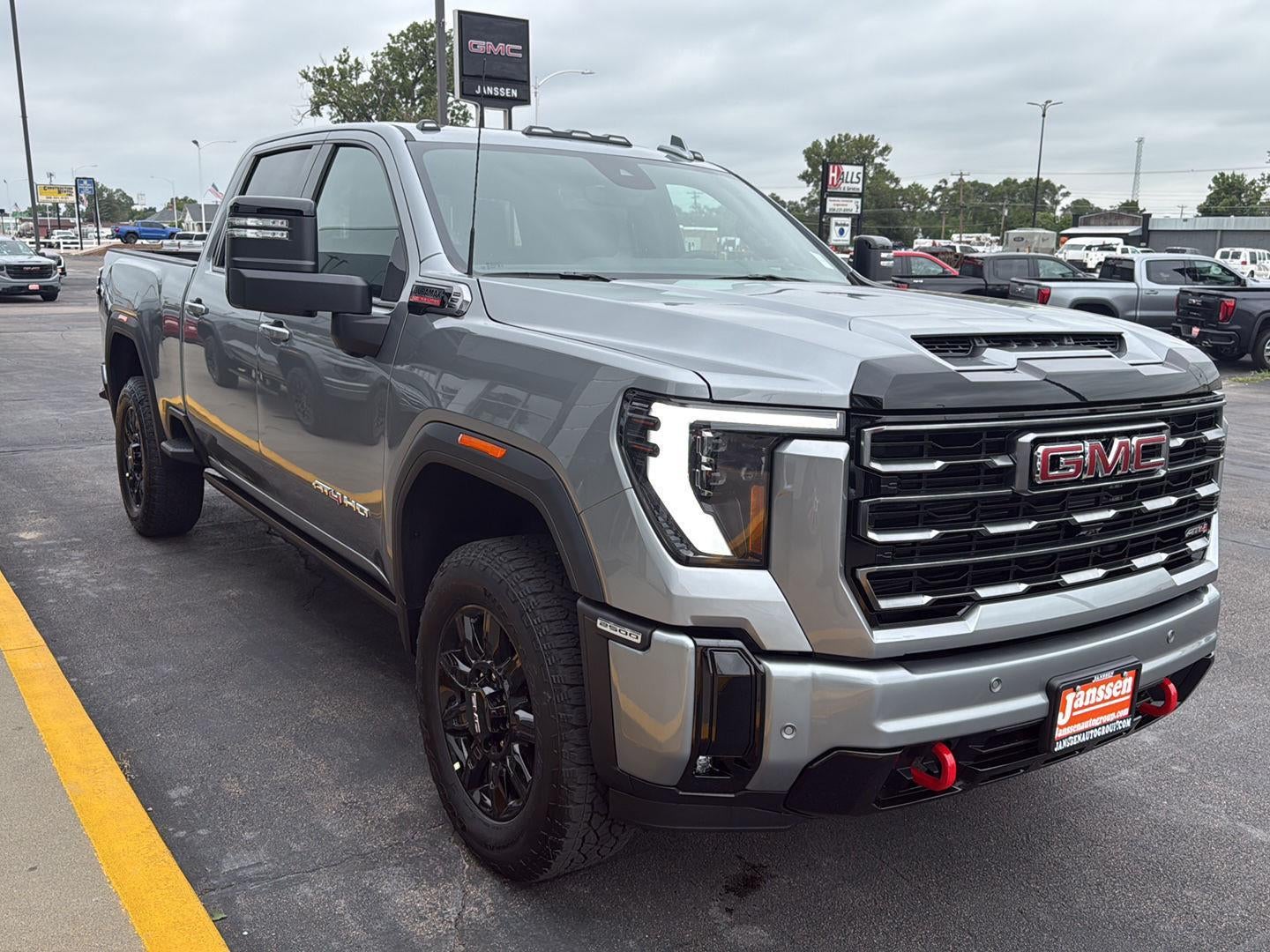 2025 GMC Sierra 2500 HD AT4