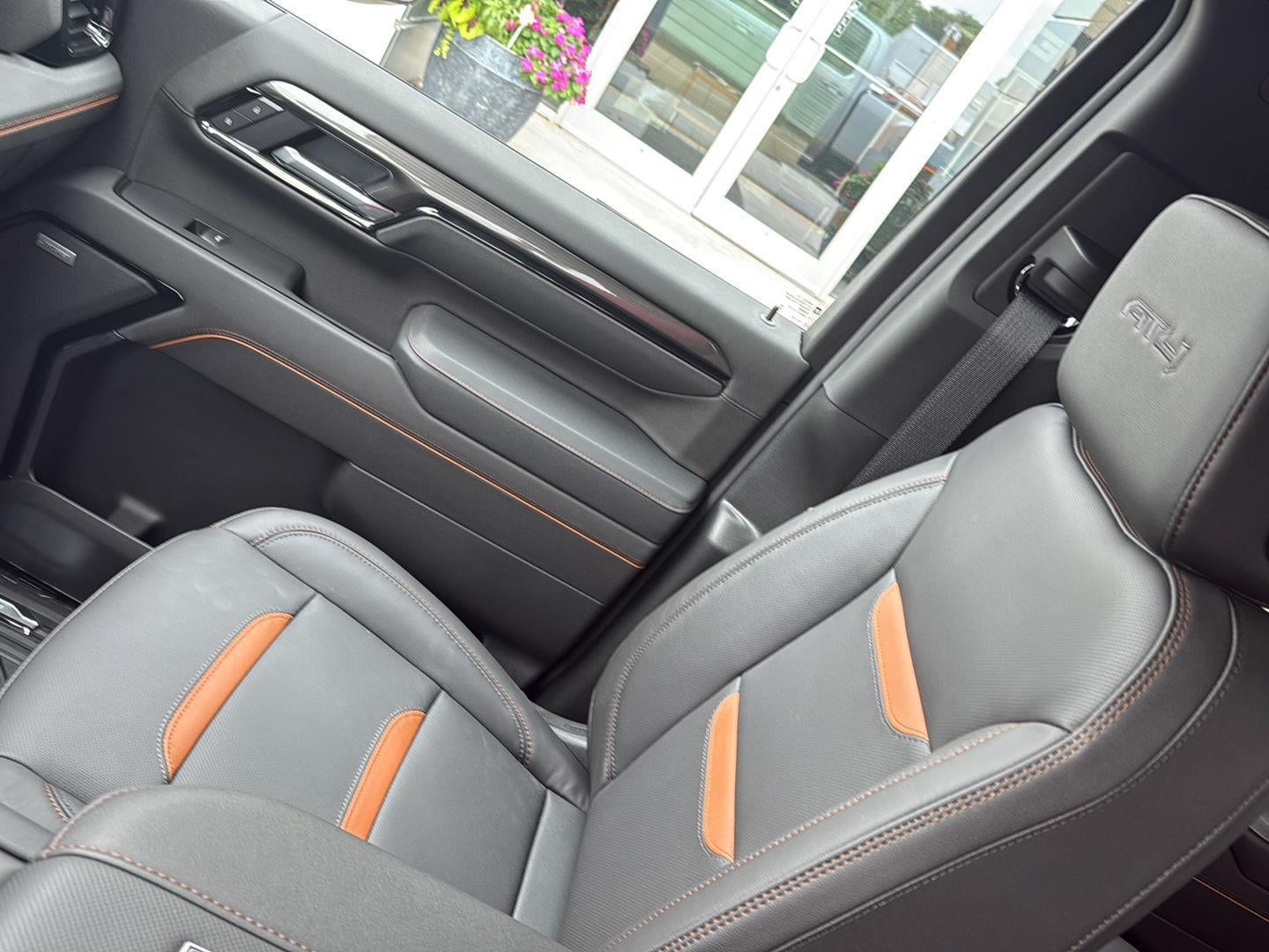 2025 GMC Sierra 2500 HD AT4