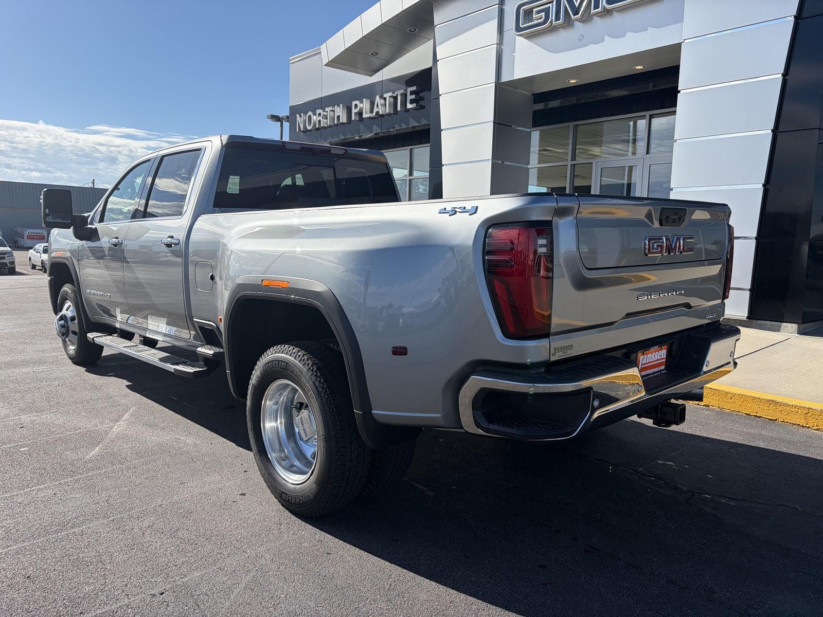 2026 GMC Sierra 3500 HD SLT DRW