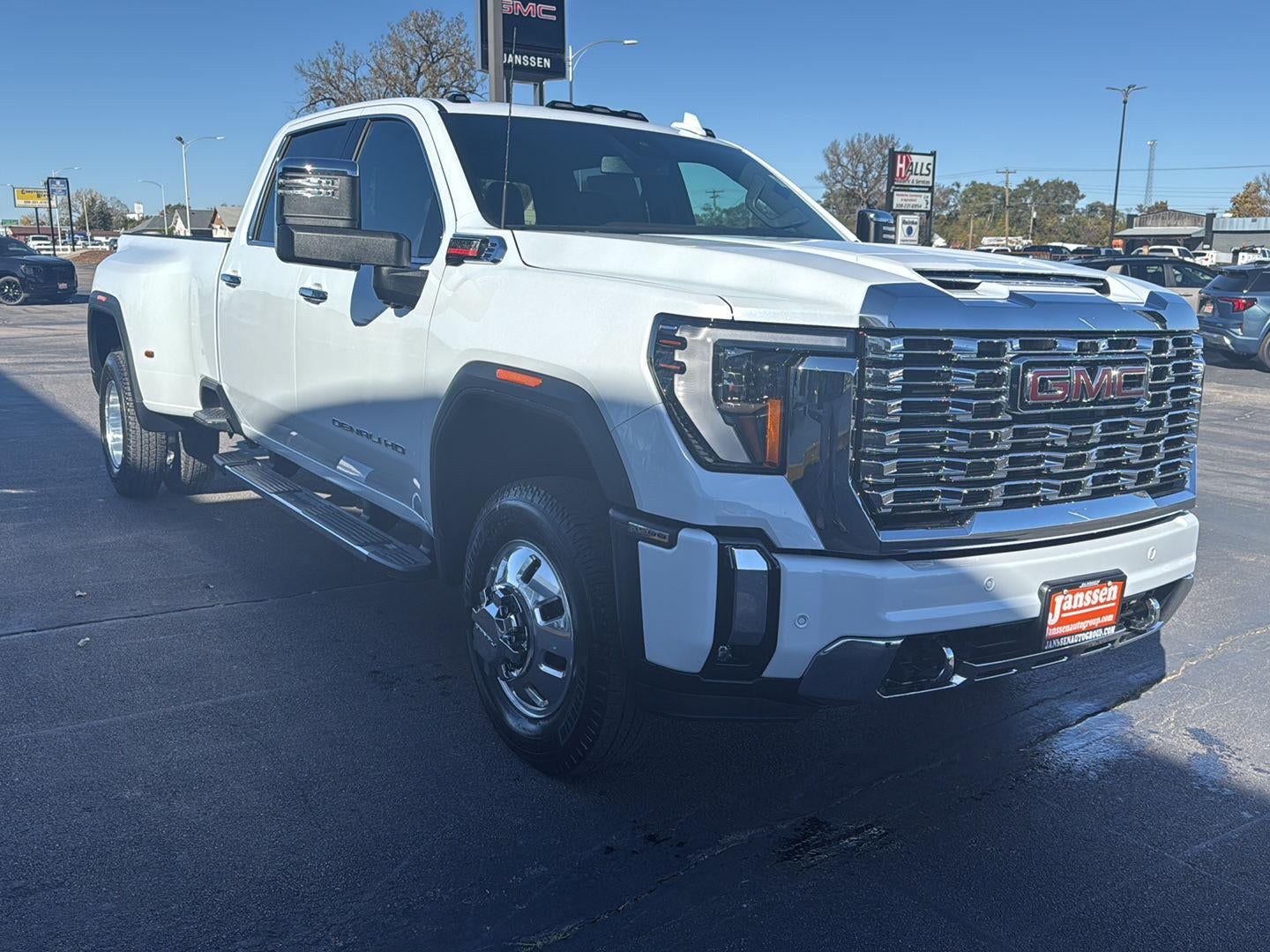 2026 GMC Sierra 3500 HD Denali DRW