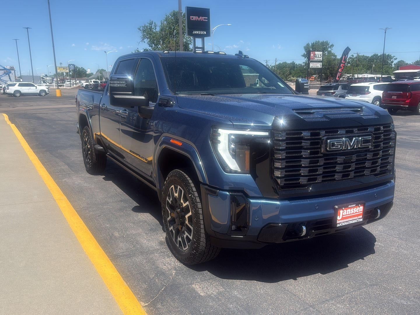 2026 GMC Sierra 2500 HD Denali Ultimate