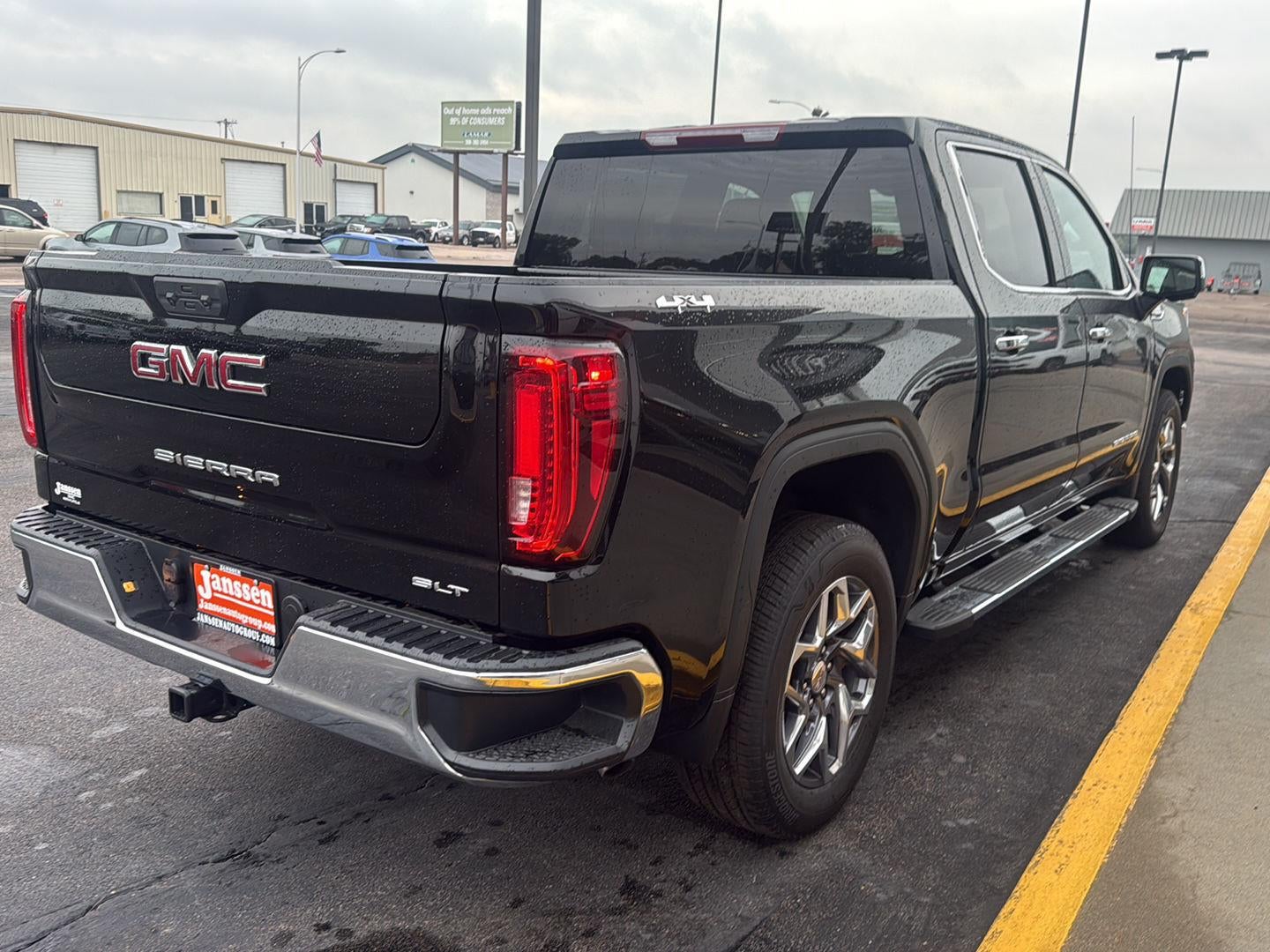 2026 GMC Sierra 1500 SLT