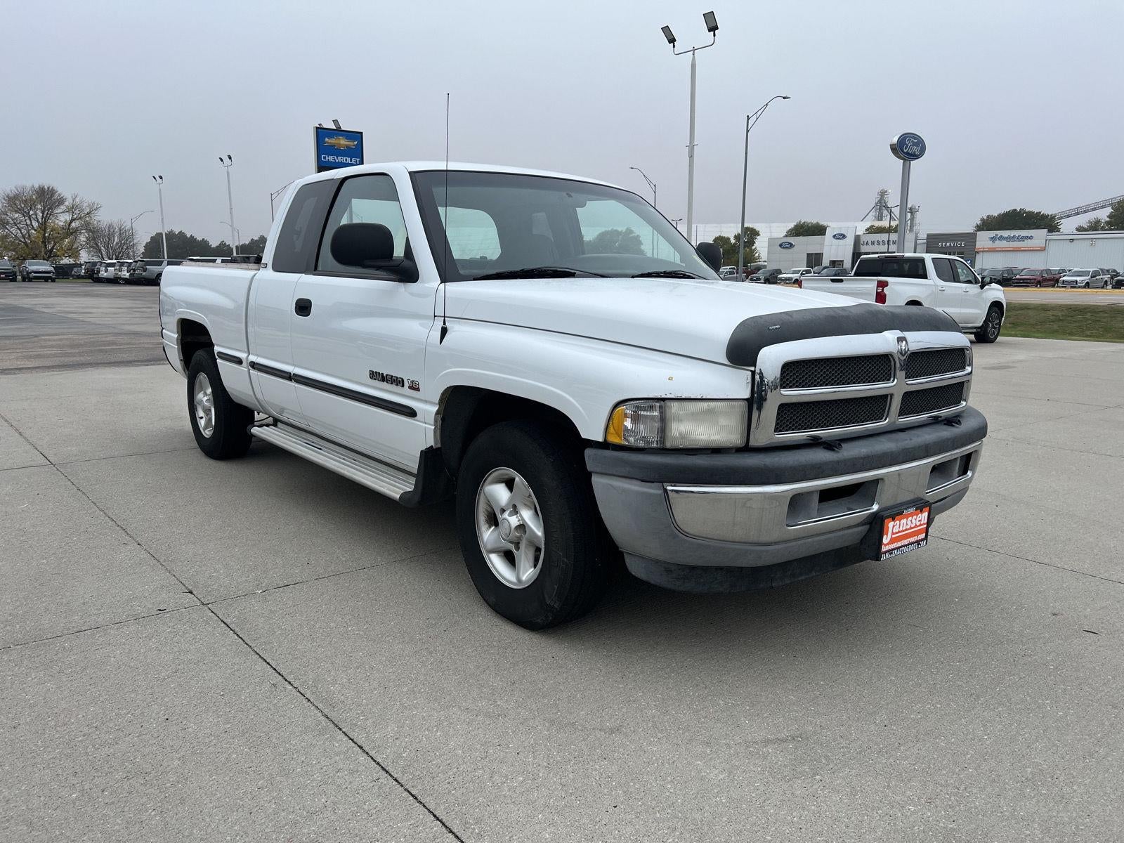 1999 Dodge Ram 1500 Base