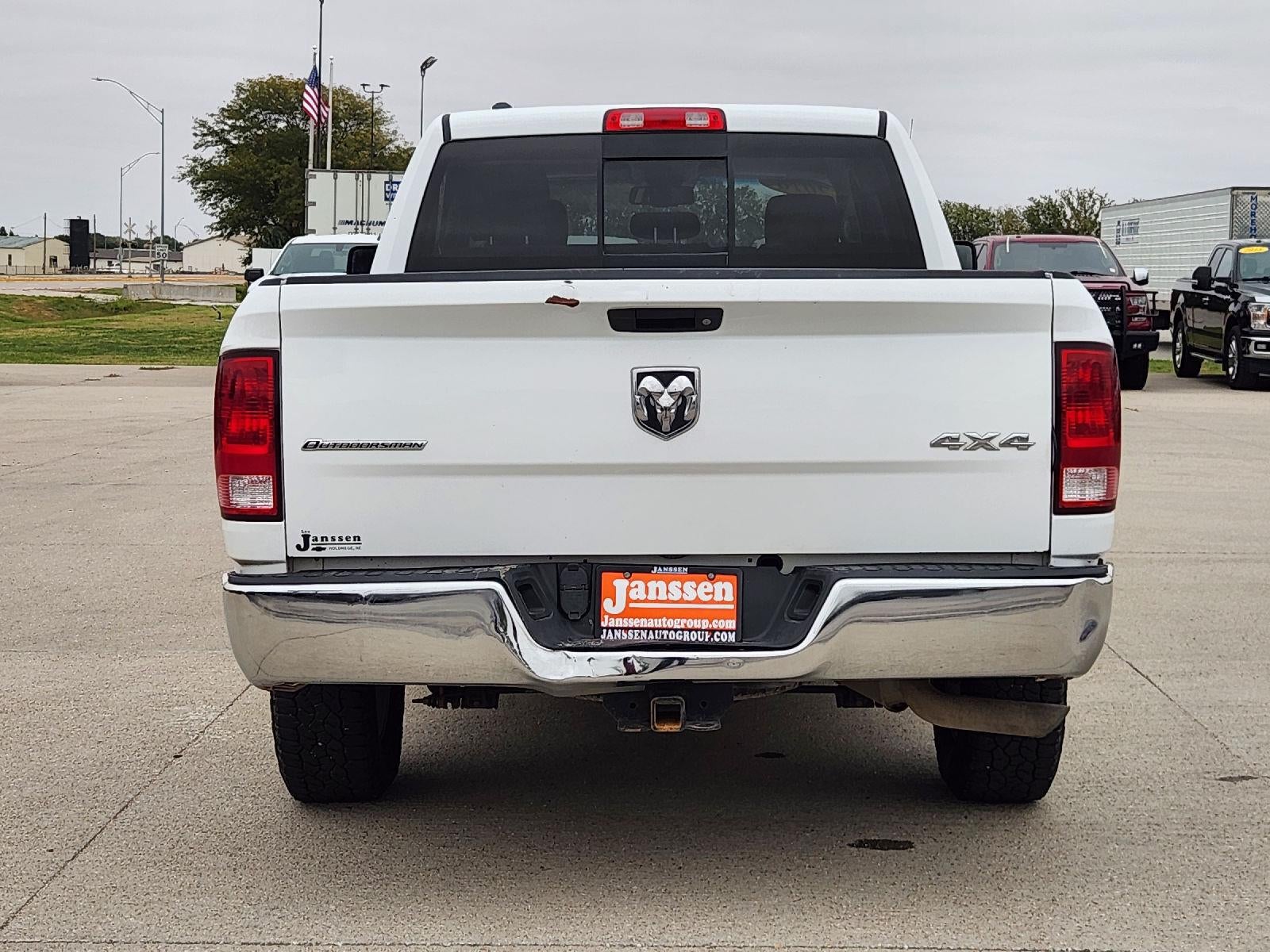 2018 RAM 1500 SLT