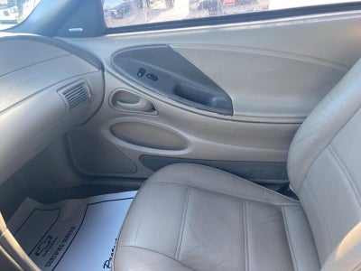 2002 Ford Mustang Deluxe