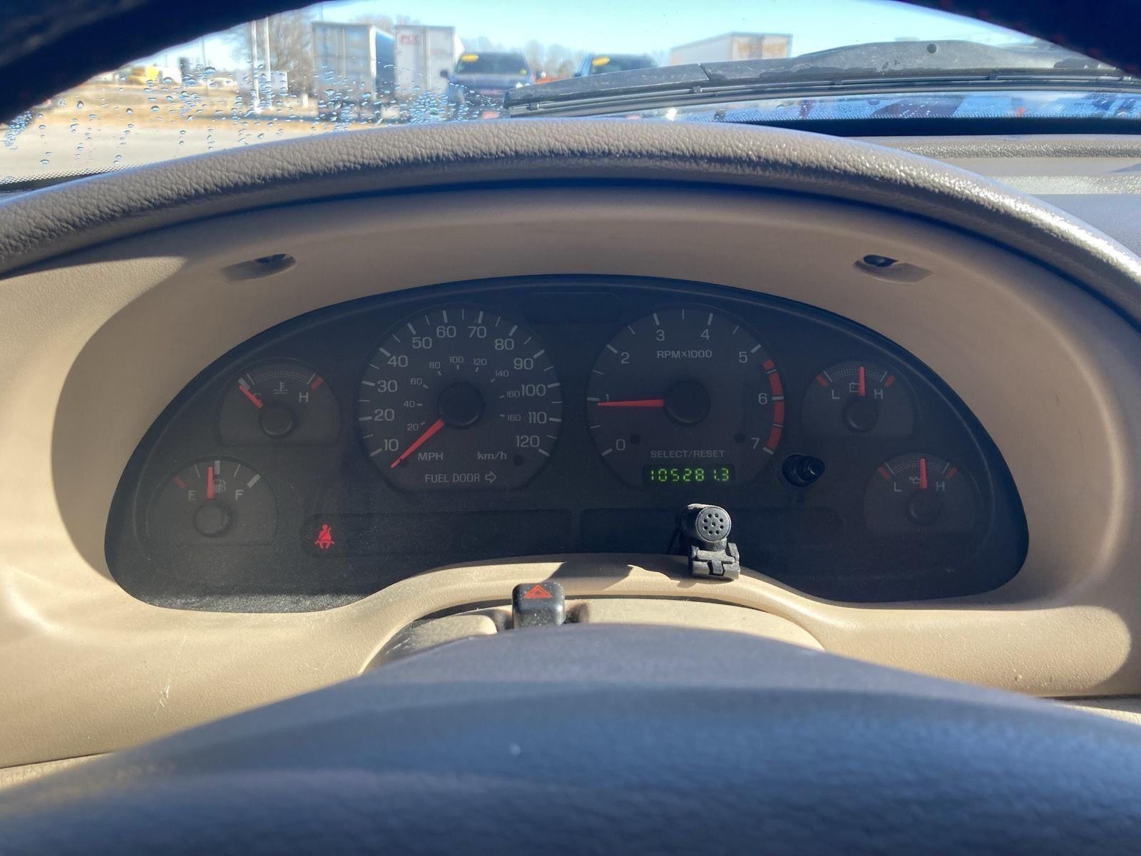 2002 Ford Mustang Deluxe