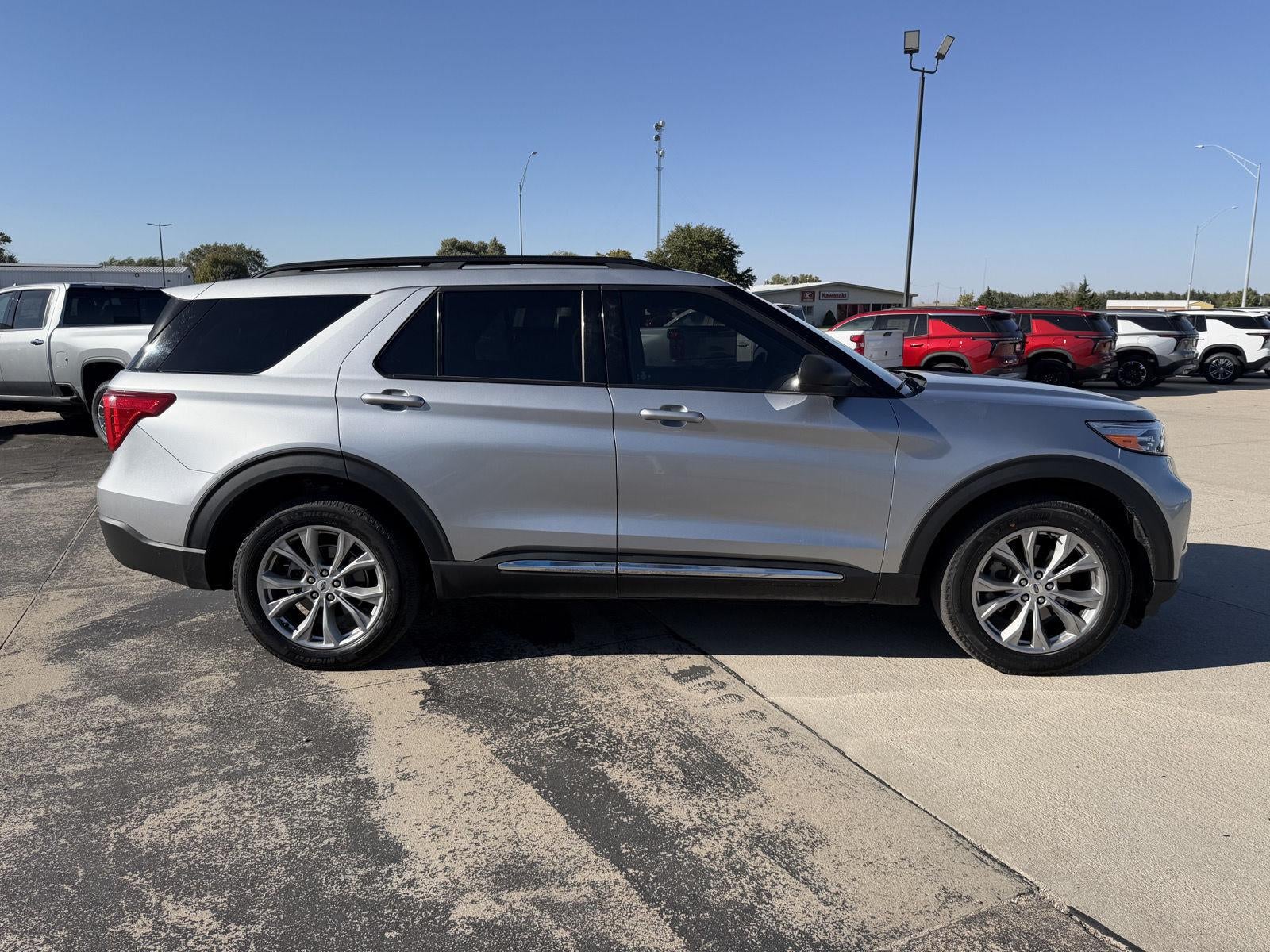 2023 Ford Explorer XLT