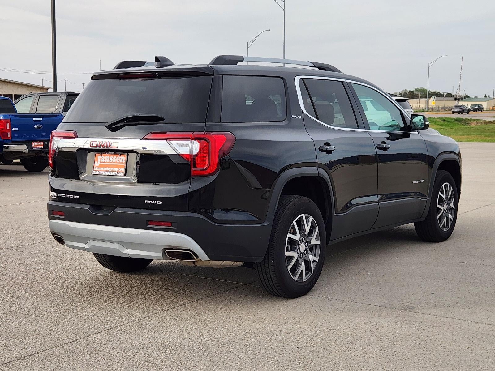 2023 GMC Acadia SLE