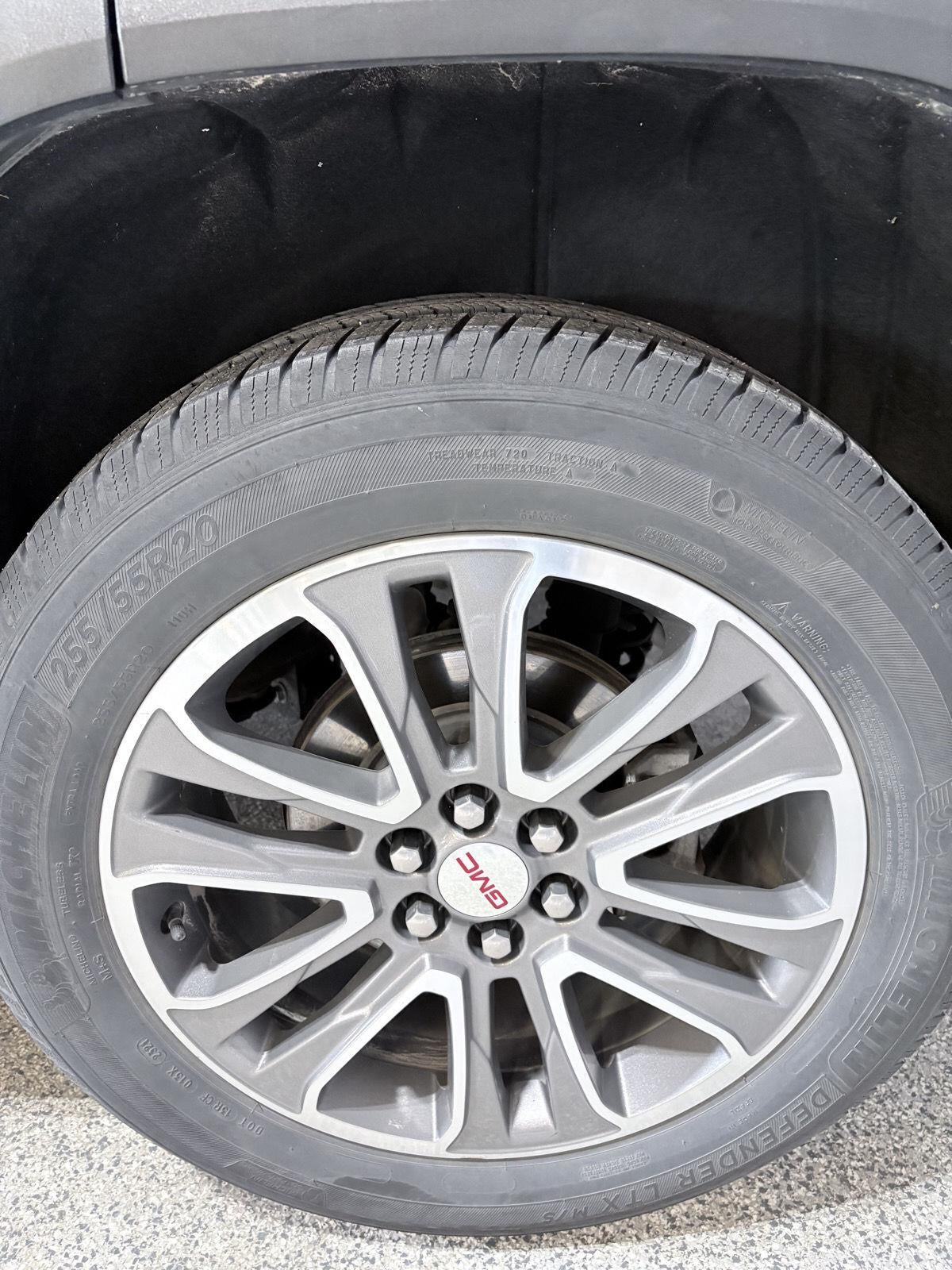 2017 GMC Acadia SLT