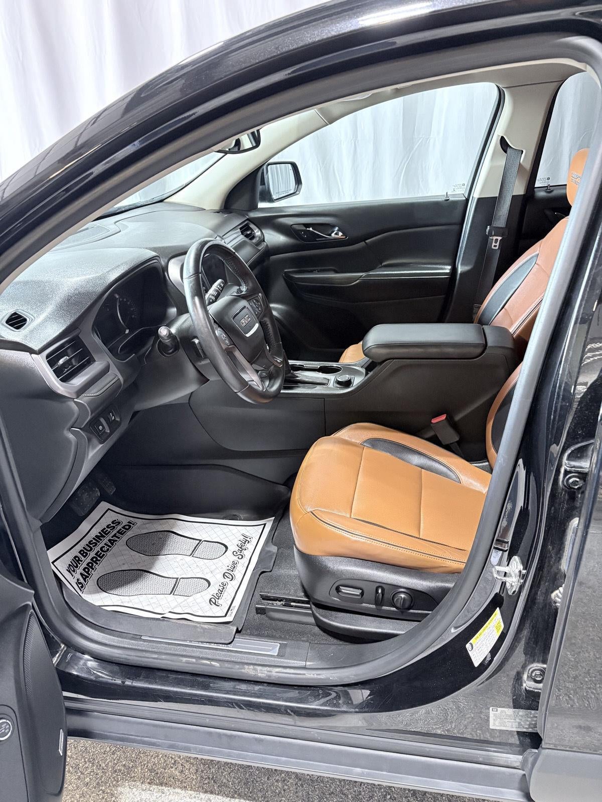 2017 GMC Acadia SLT