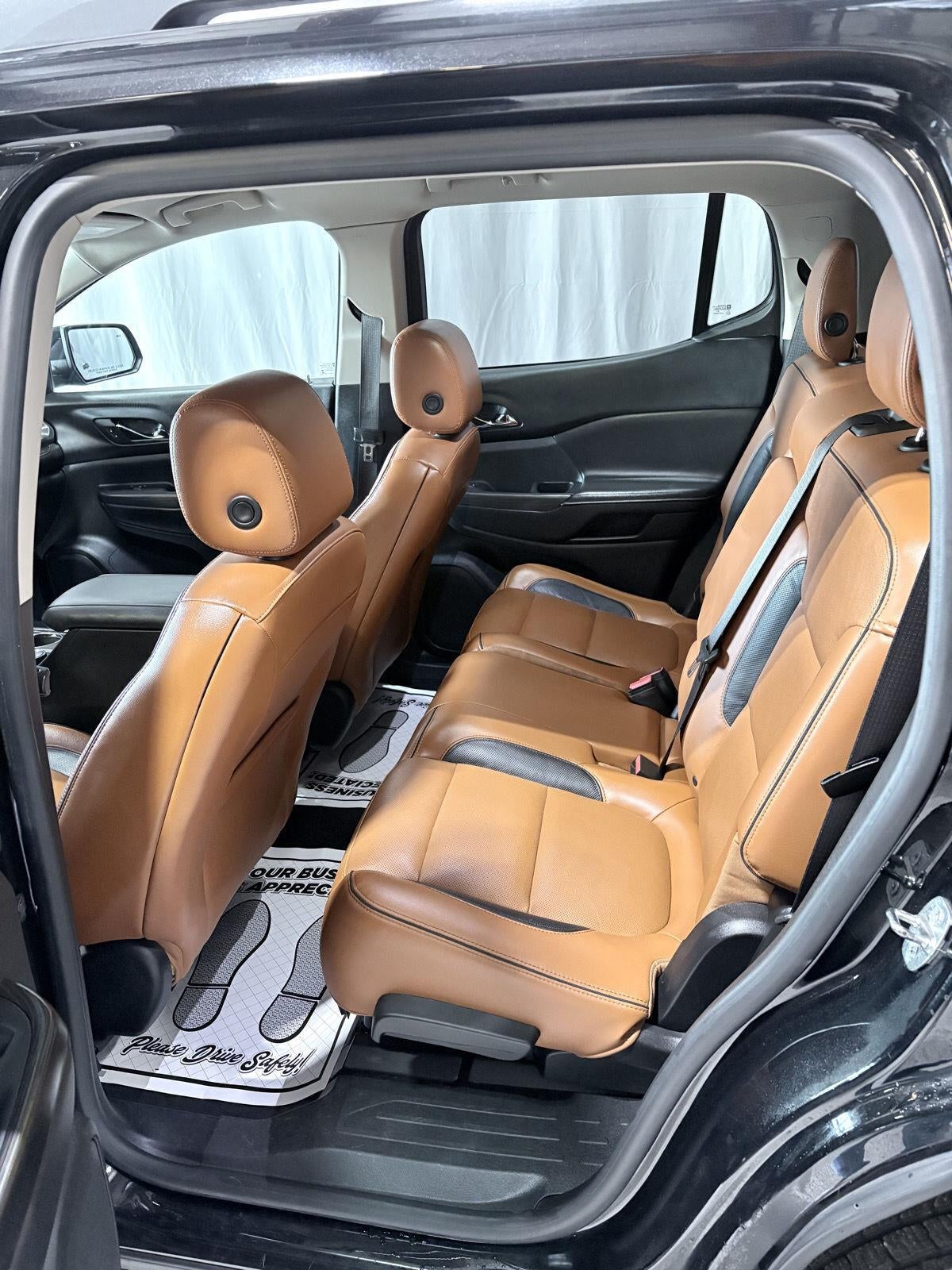 2017 GMC Acadia SLT
