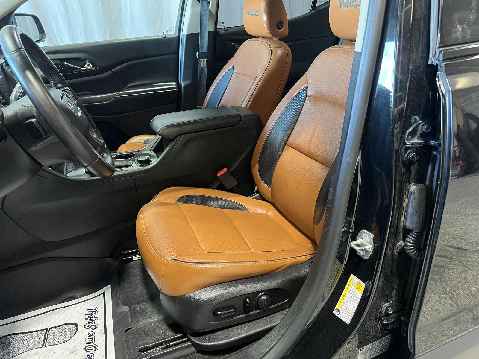 2017 GMC Acadia SLT