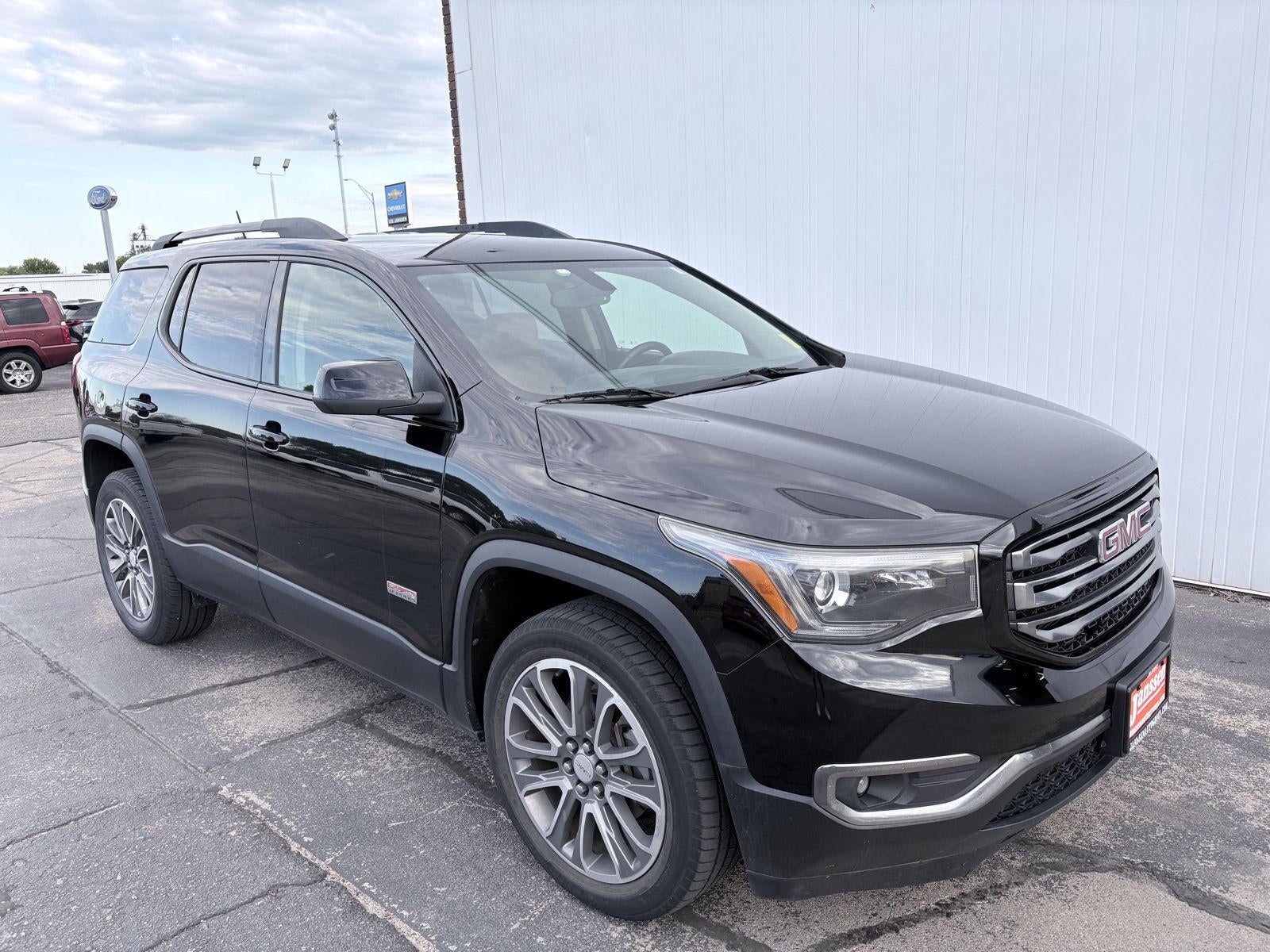 2017 GMC Acadia SLT