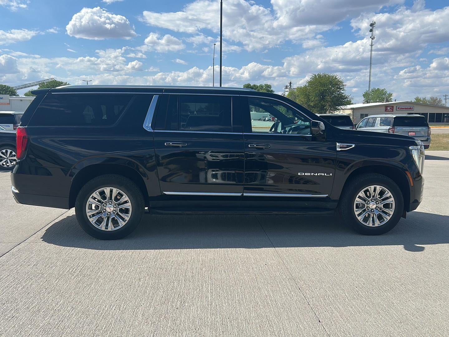 2025 GMC Yukon XL Denali
