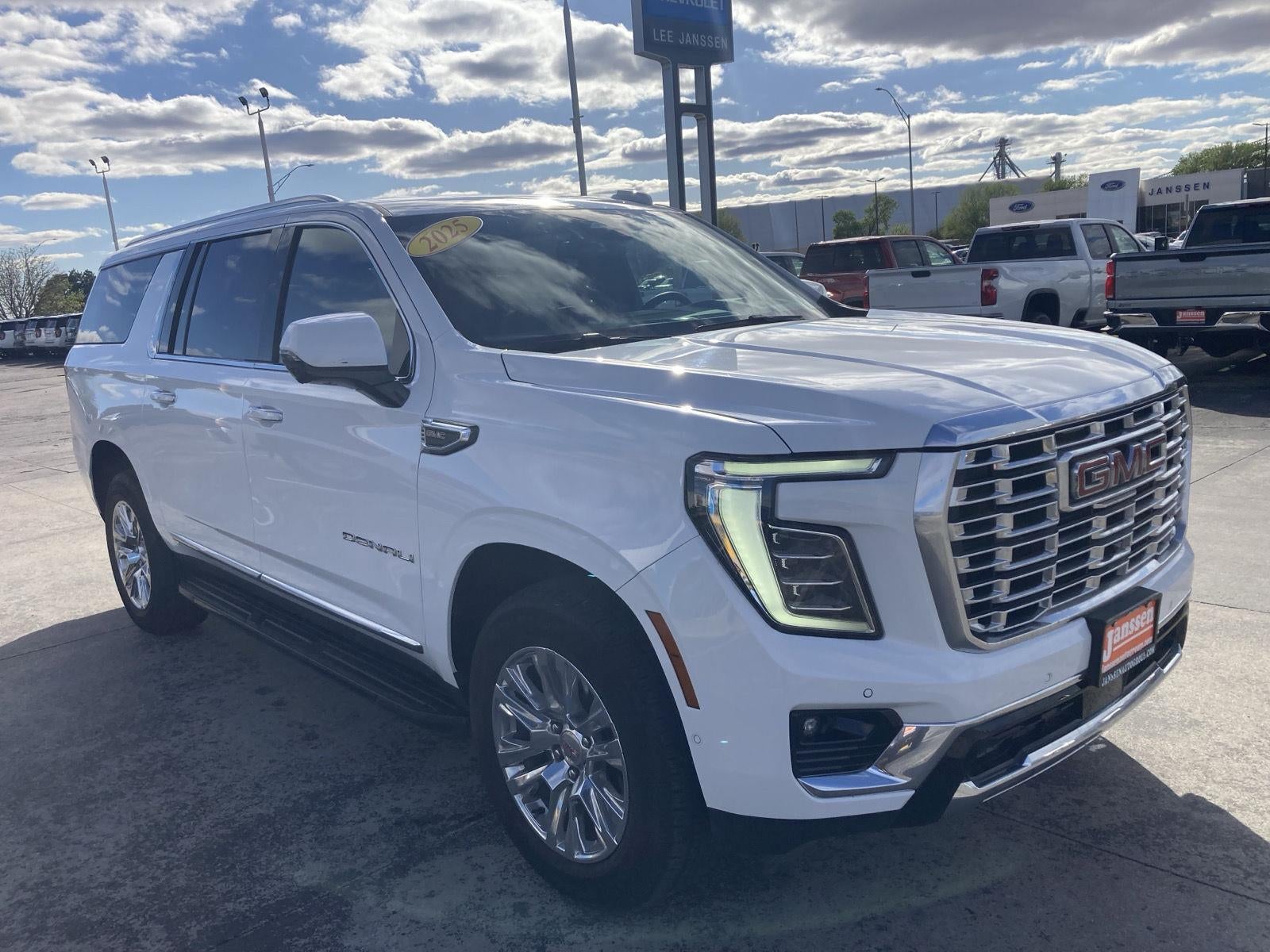 2025 GMC Yukon XL Denali