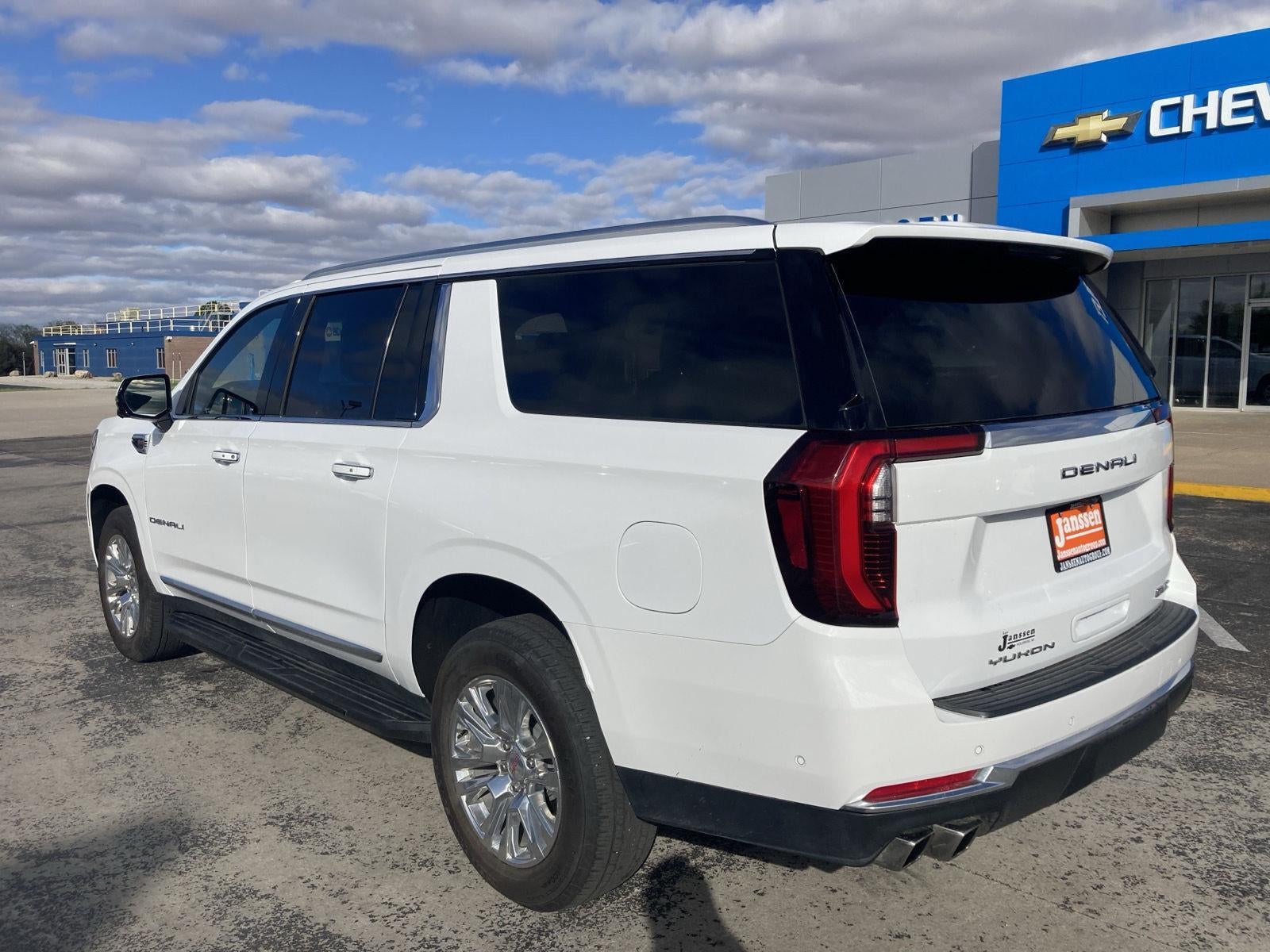 2025 GMC Yukon XL Denali