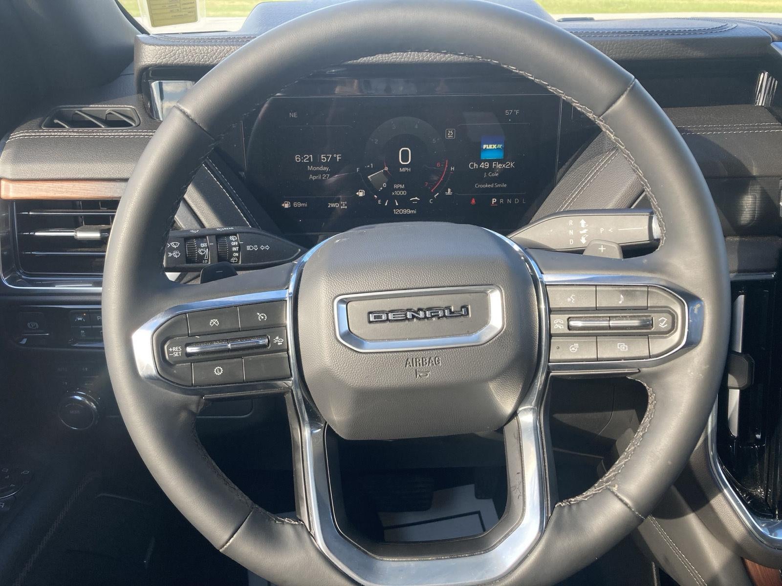 2025 GMC Yukon XL Denali