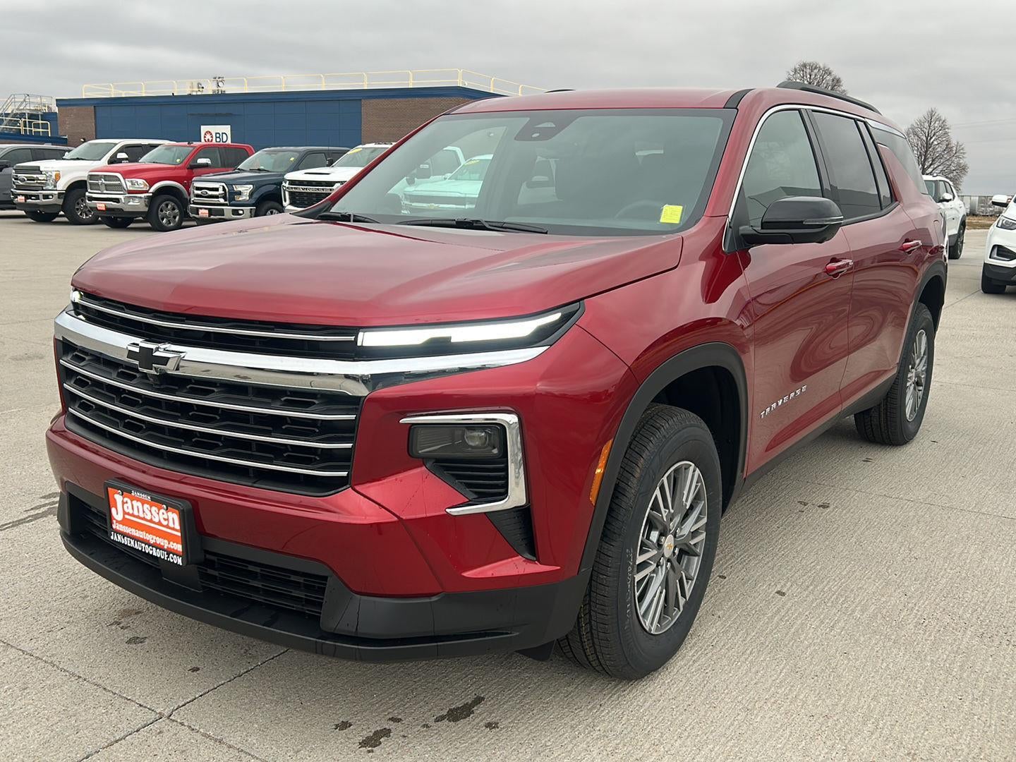 2026 Chevrolet Traverse LT