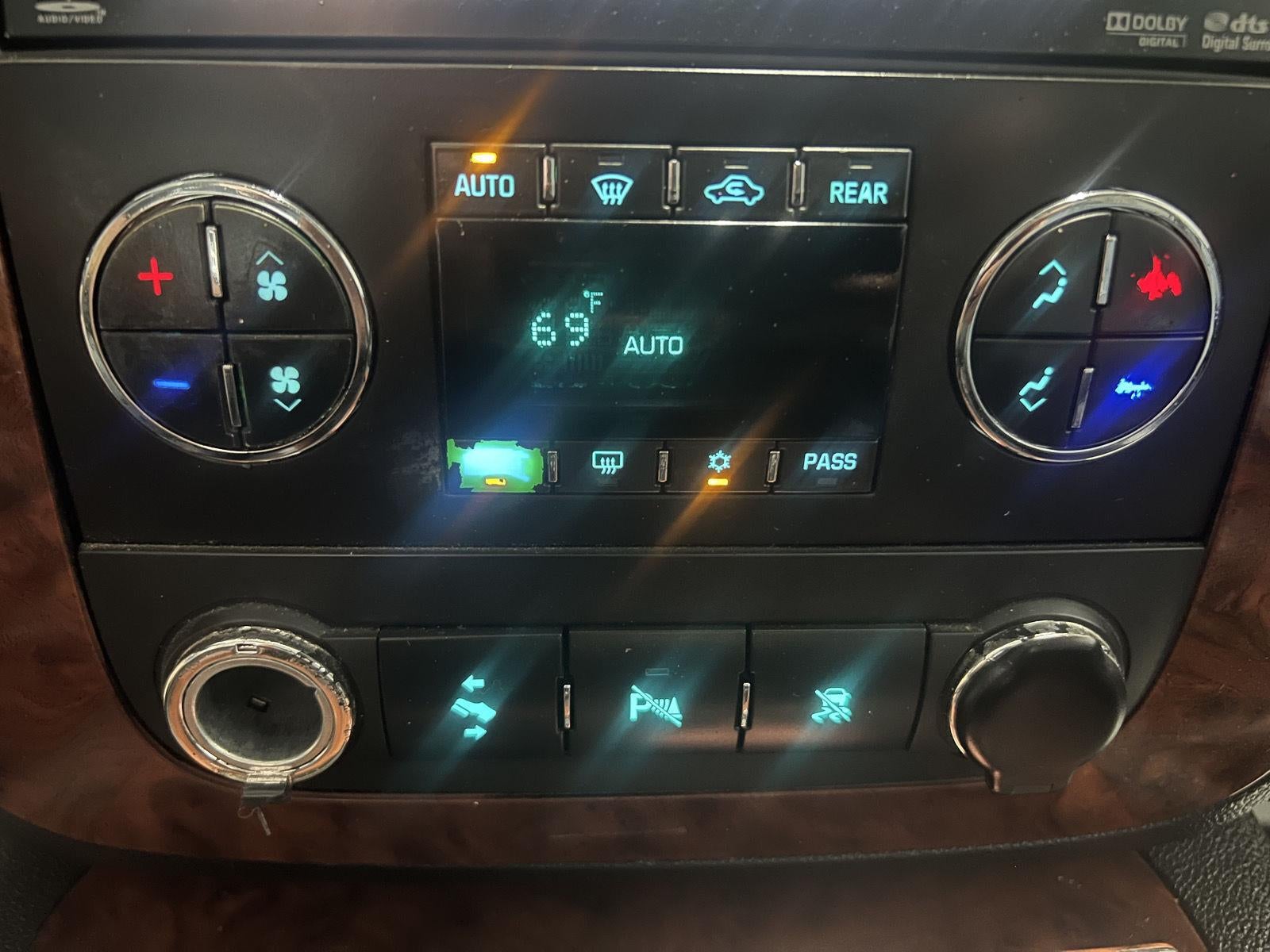 2009 Chevrolet Suburban LTZ