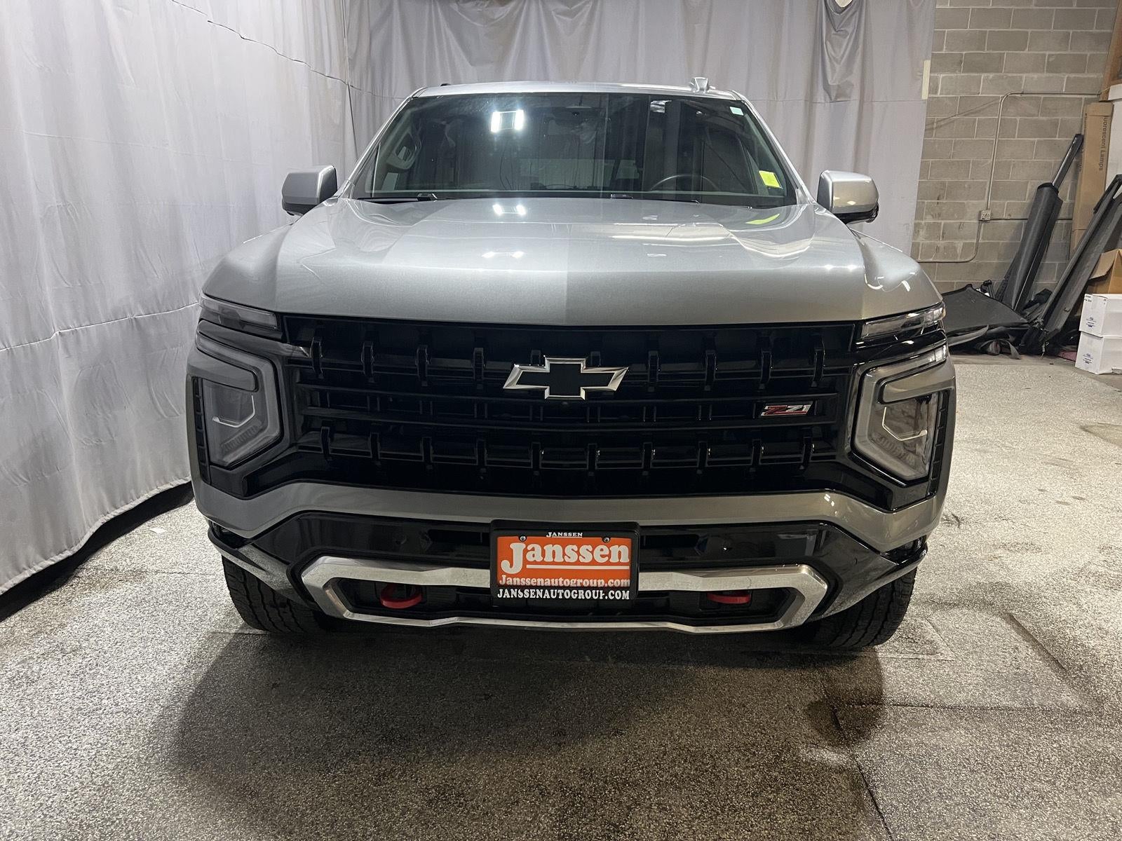 2025 Chevrolet Suburban Z71