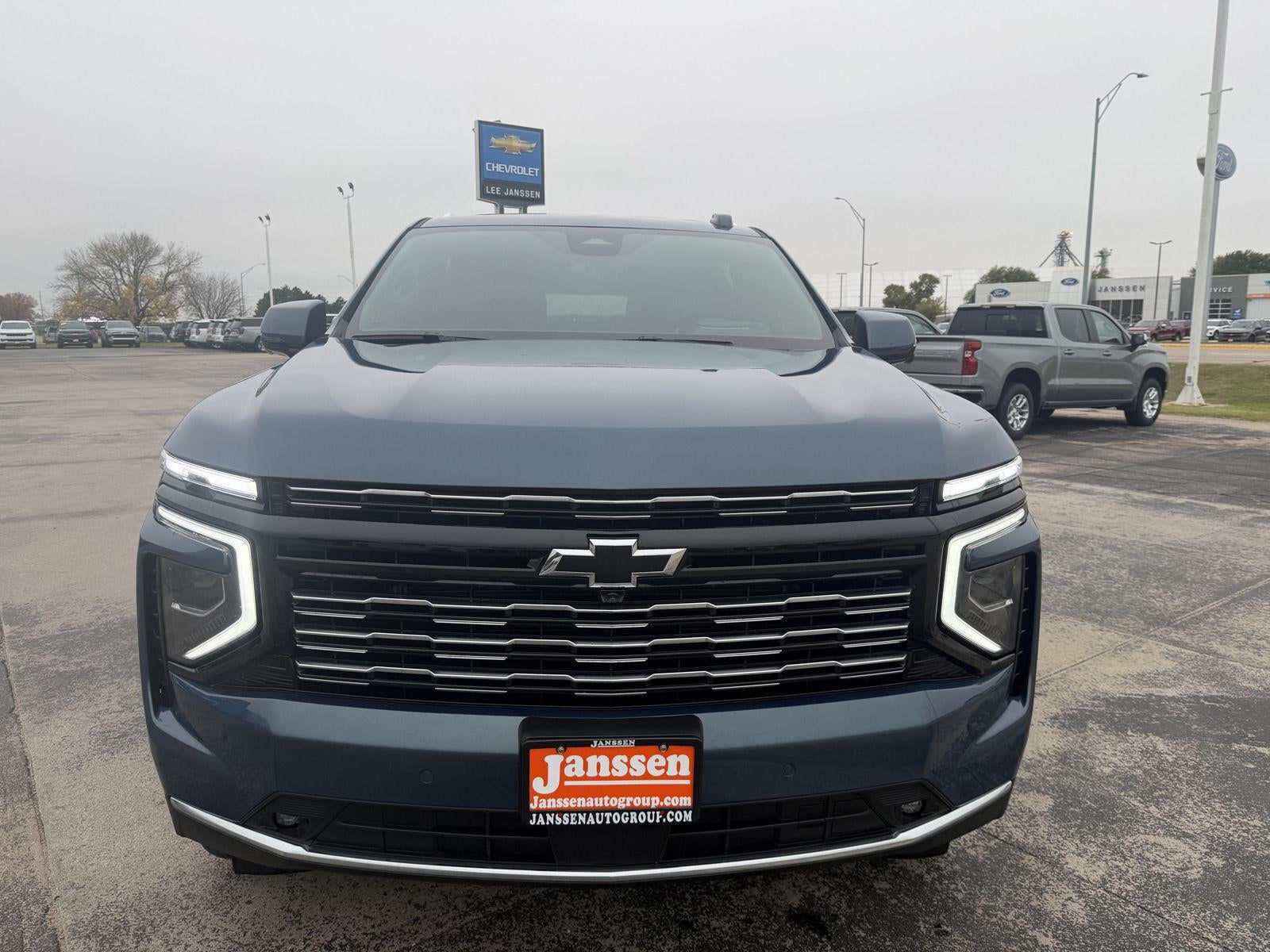2025 Chevrolet Suburban High Country