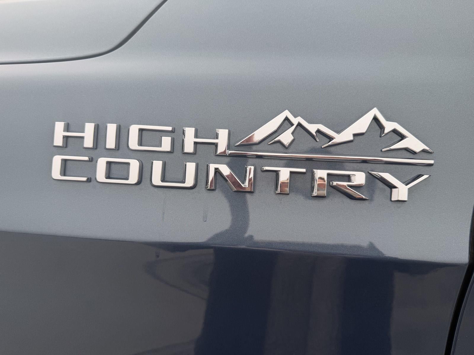 2025 Chevrolet Suburban High Country