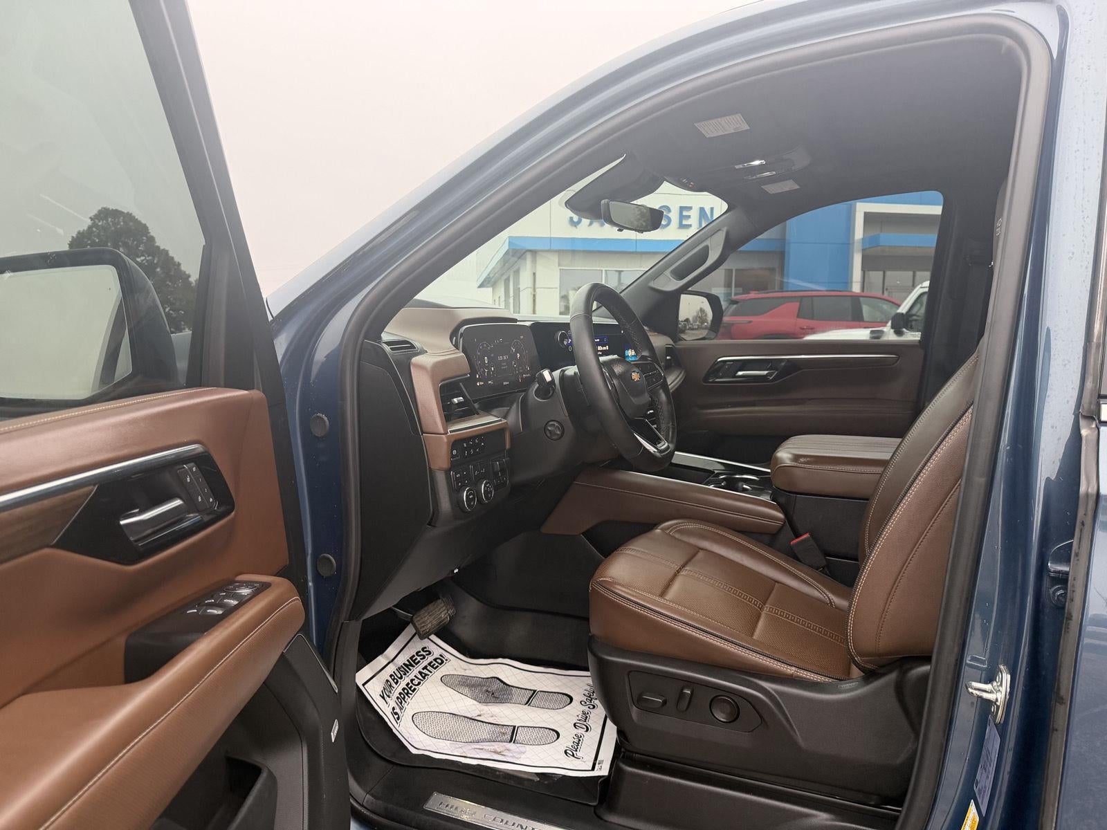 2025 Chevrolet Suburban High Country